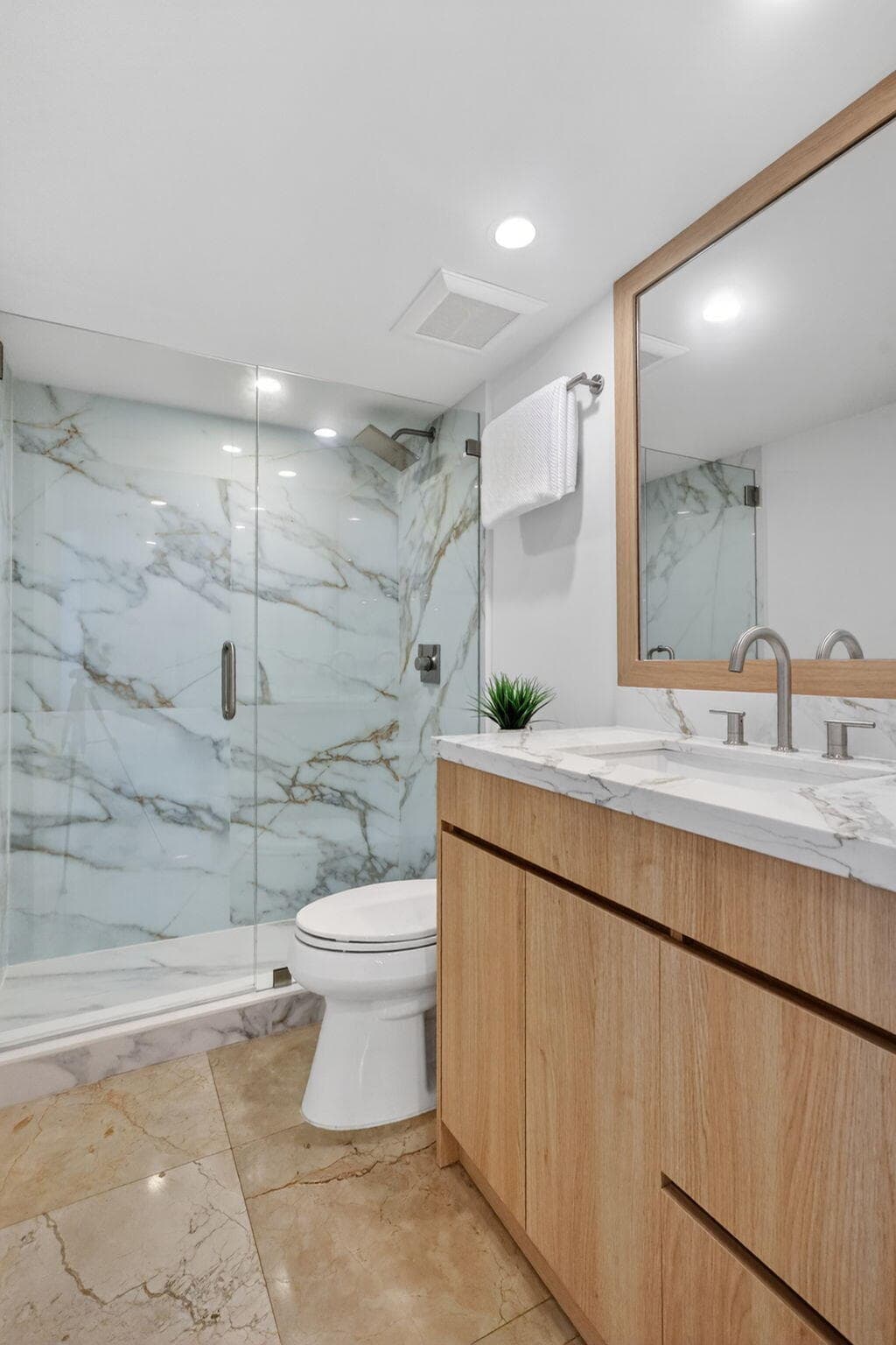 1717 N Bayshore Drive A-2935, Miami, FL 33132 — photo 43 of 68