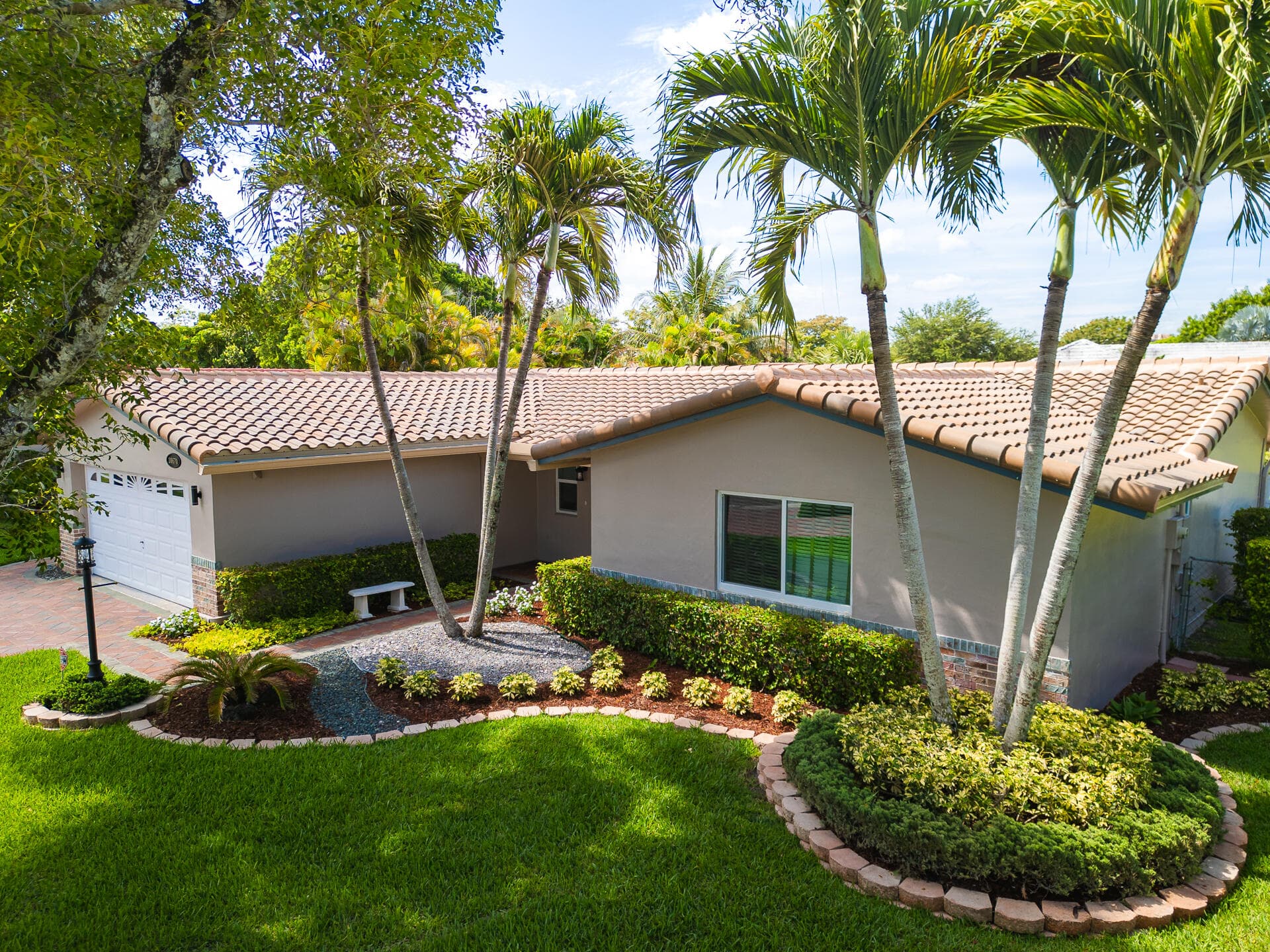 10670 NW 42nd Drive, Coral Springs, FL 33065 — photo 1 of 71