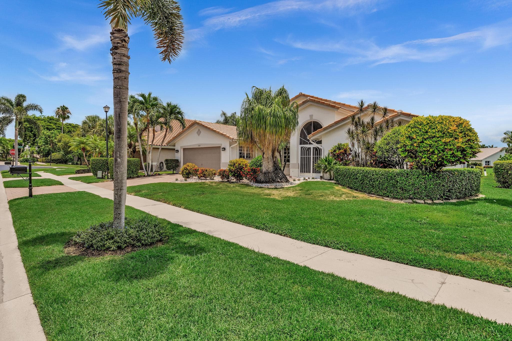 12316 Lakeridge Falls Drive, Boynton Beach, FL 33437 — photo 2 of 64