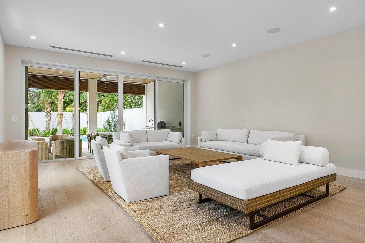 909 Bond Way, Delray Beach, FL 33483 — photo 26 of 53