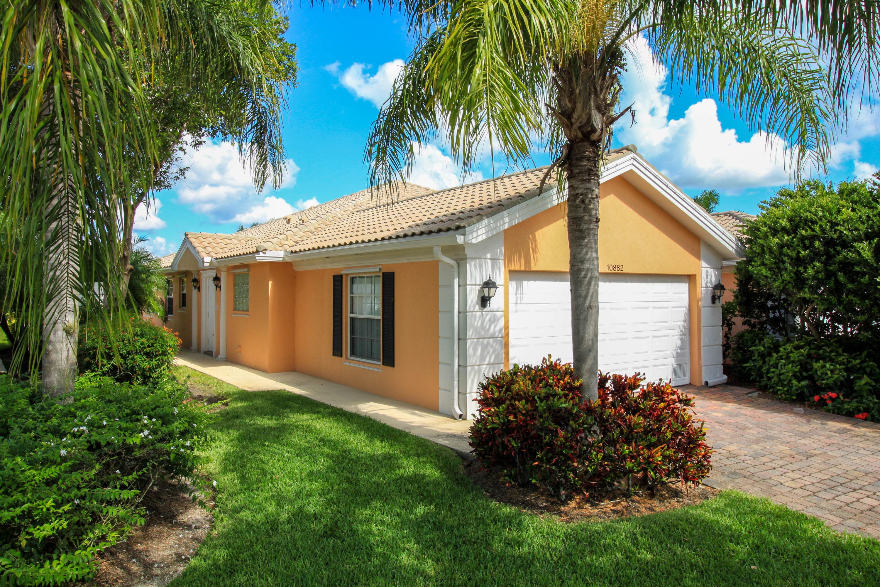 10882 SW Dardanelle Drive, Port St. Lucie, FL 34987 — photo 1 of 48
