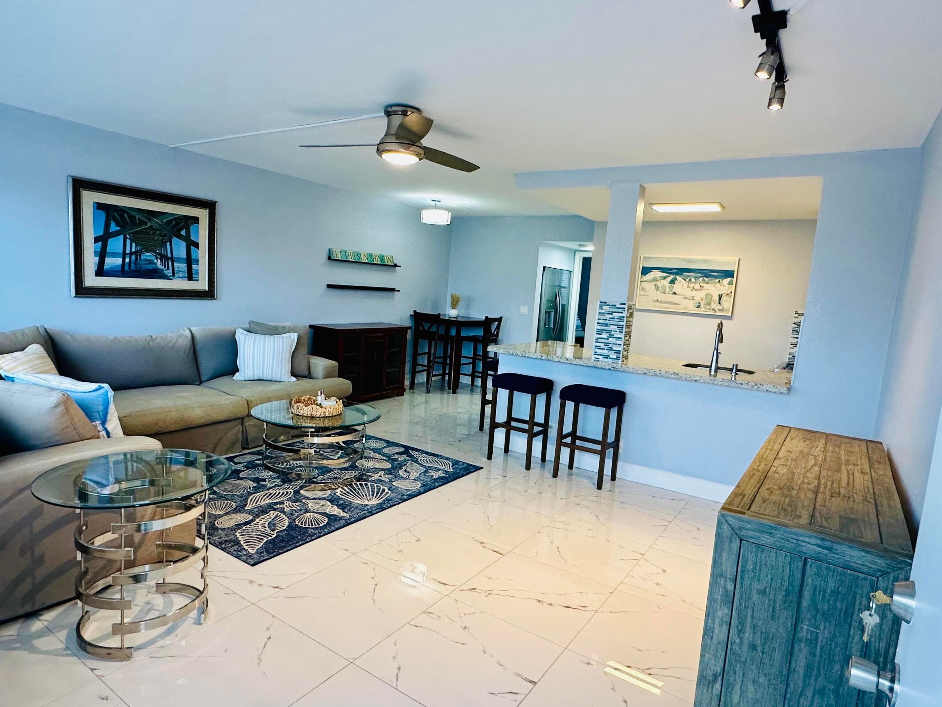 625 Antioch Avenue 407, Fort Lauderdale, FL 33304 — photo 1 of 14