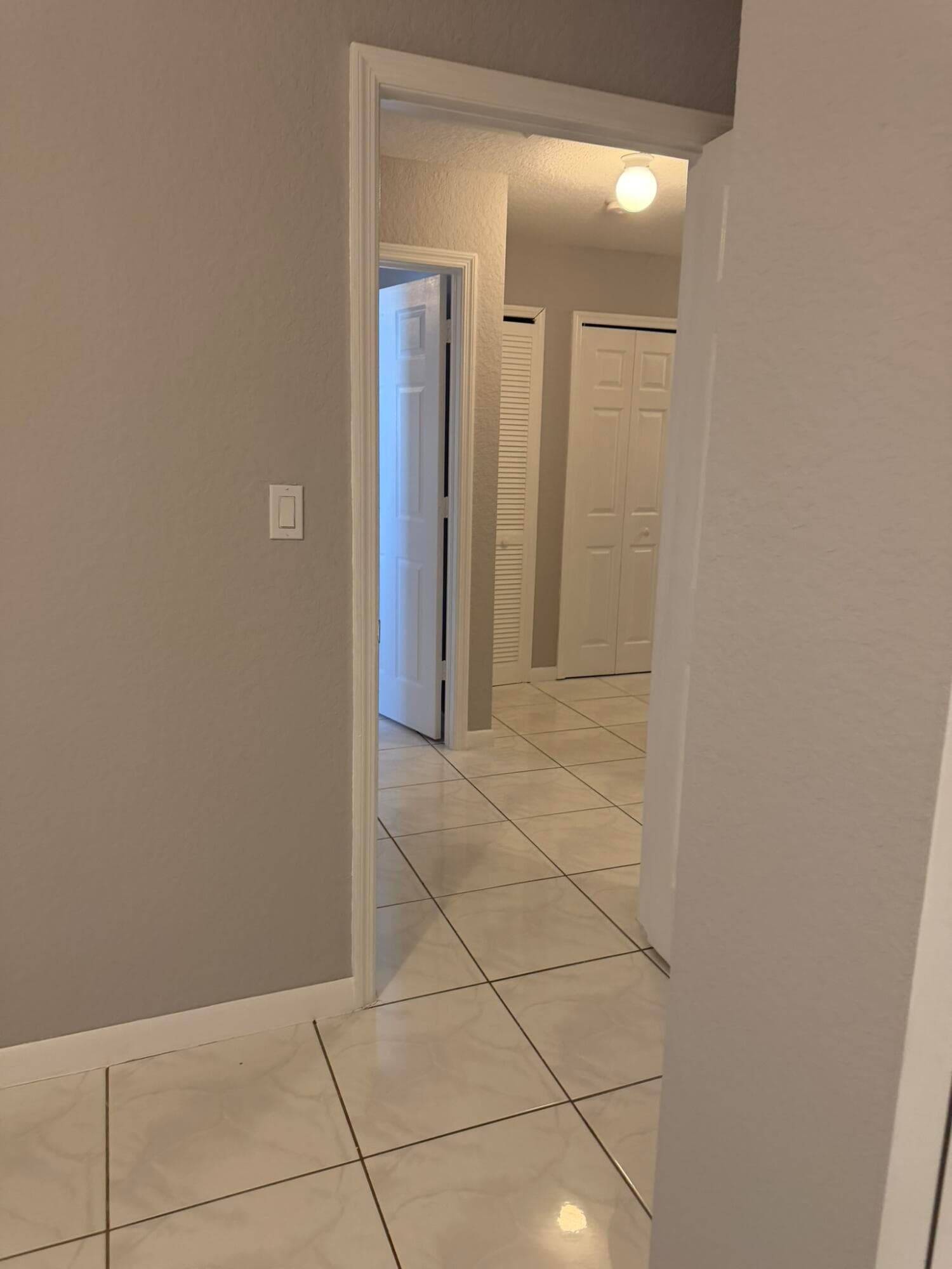 663 S Biscayne River Drive, Miami, FL 33169 — photo 5 of 15