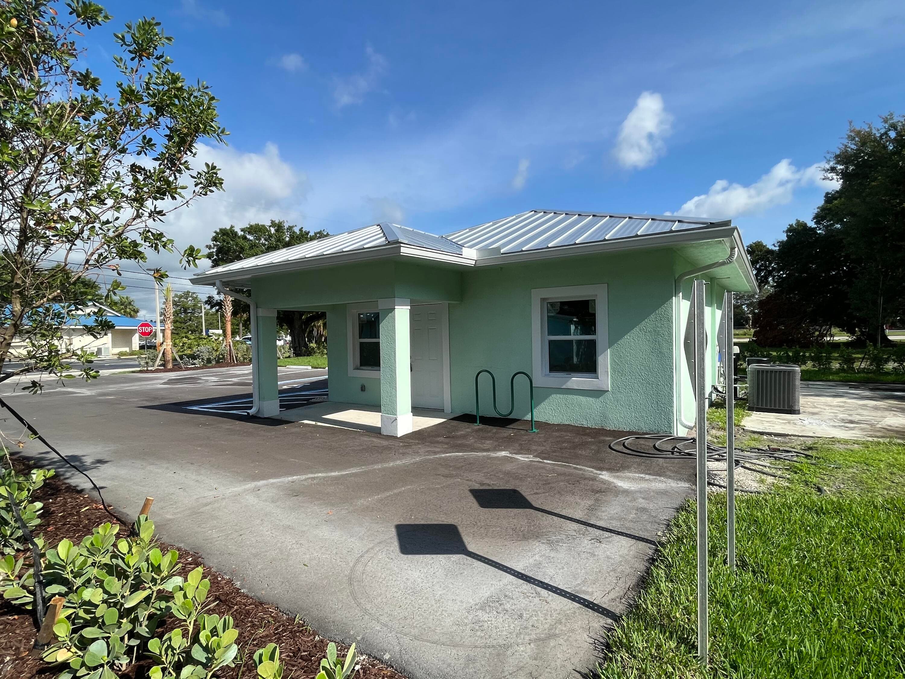2210 S 40th Street, Fort Pierce, FL 34947 — photo 3 of 13