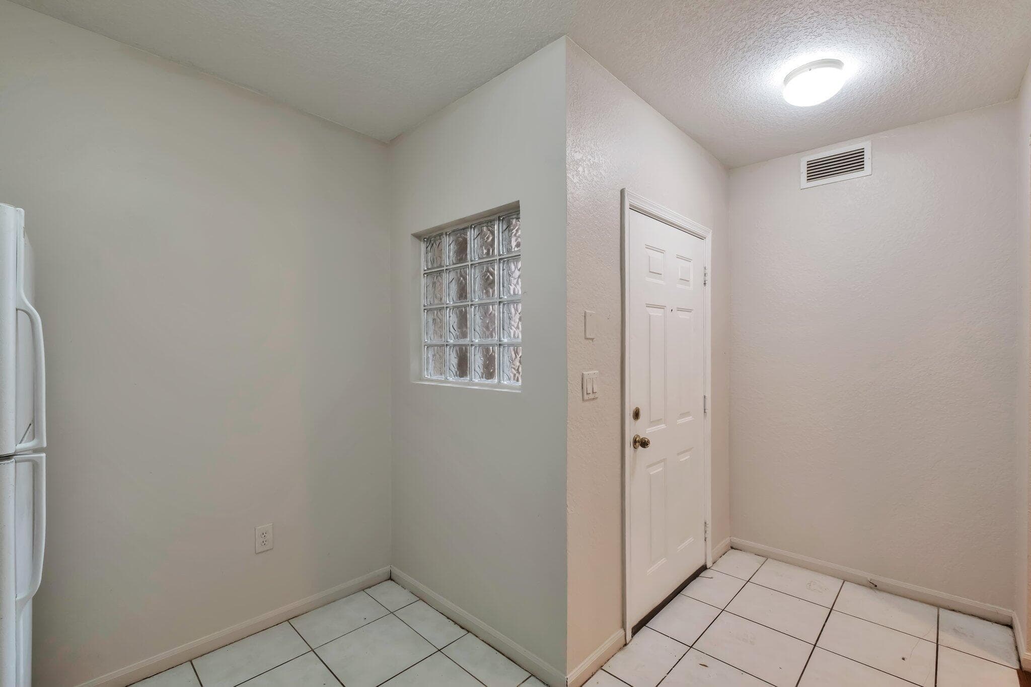 1103 Golden Lakes Boulevard 1013, West Palm Beach, FL 33411 — photo 23 of 26
