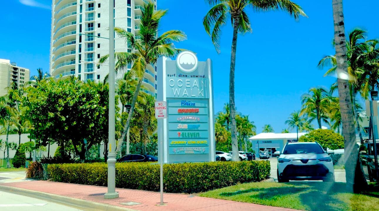 2401 Avenue Q, West Palm Beach, FL 33404 — photo 39 of 60