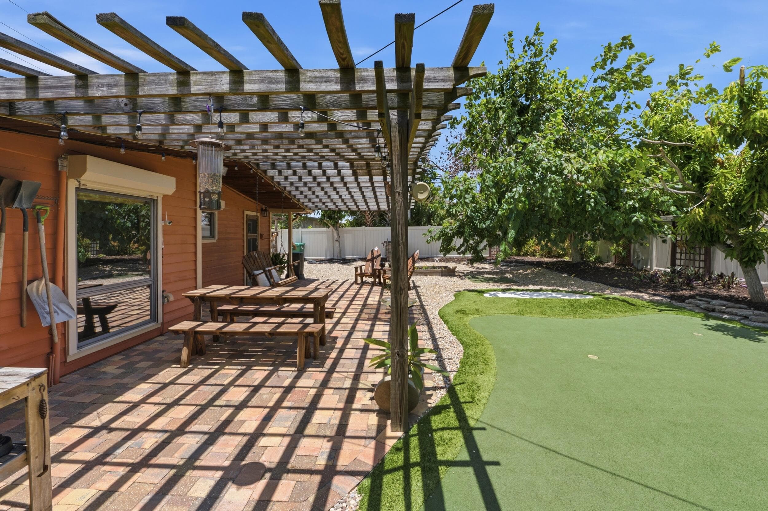 1055 S Brevard Avenue, Cocoa Beach, FL 32931 — photo 38 of 80