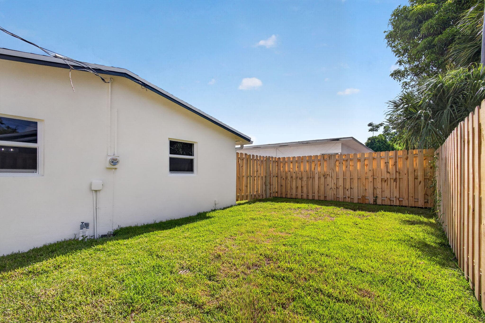665 W 7th Street, Riviera Beach, FL 33404 — photo 4 of 62