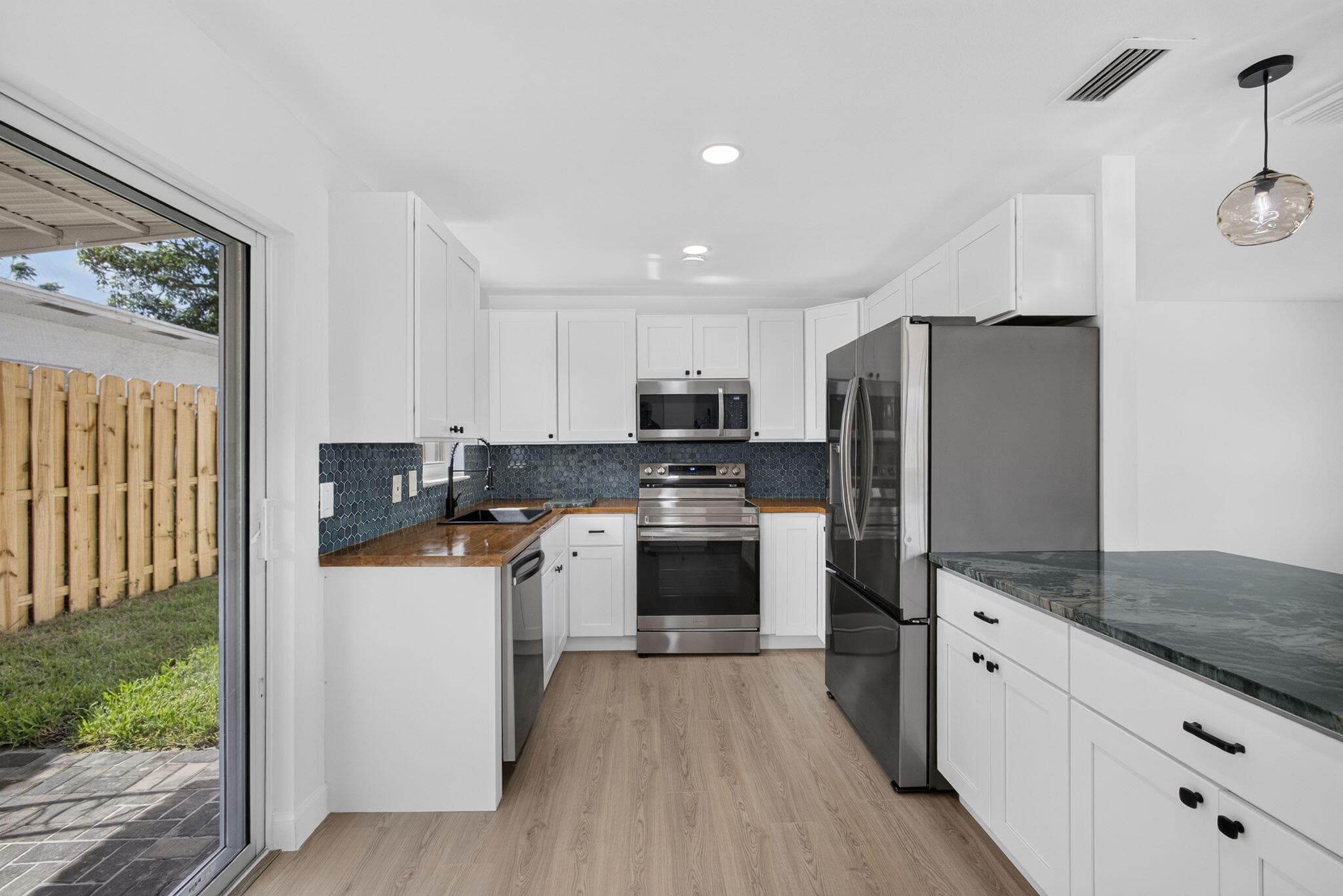 665 W 7th Street, Riviera Beach, FL 33404 — photo 15 of 62