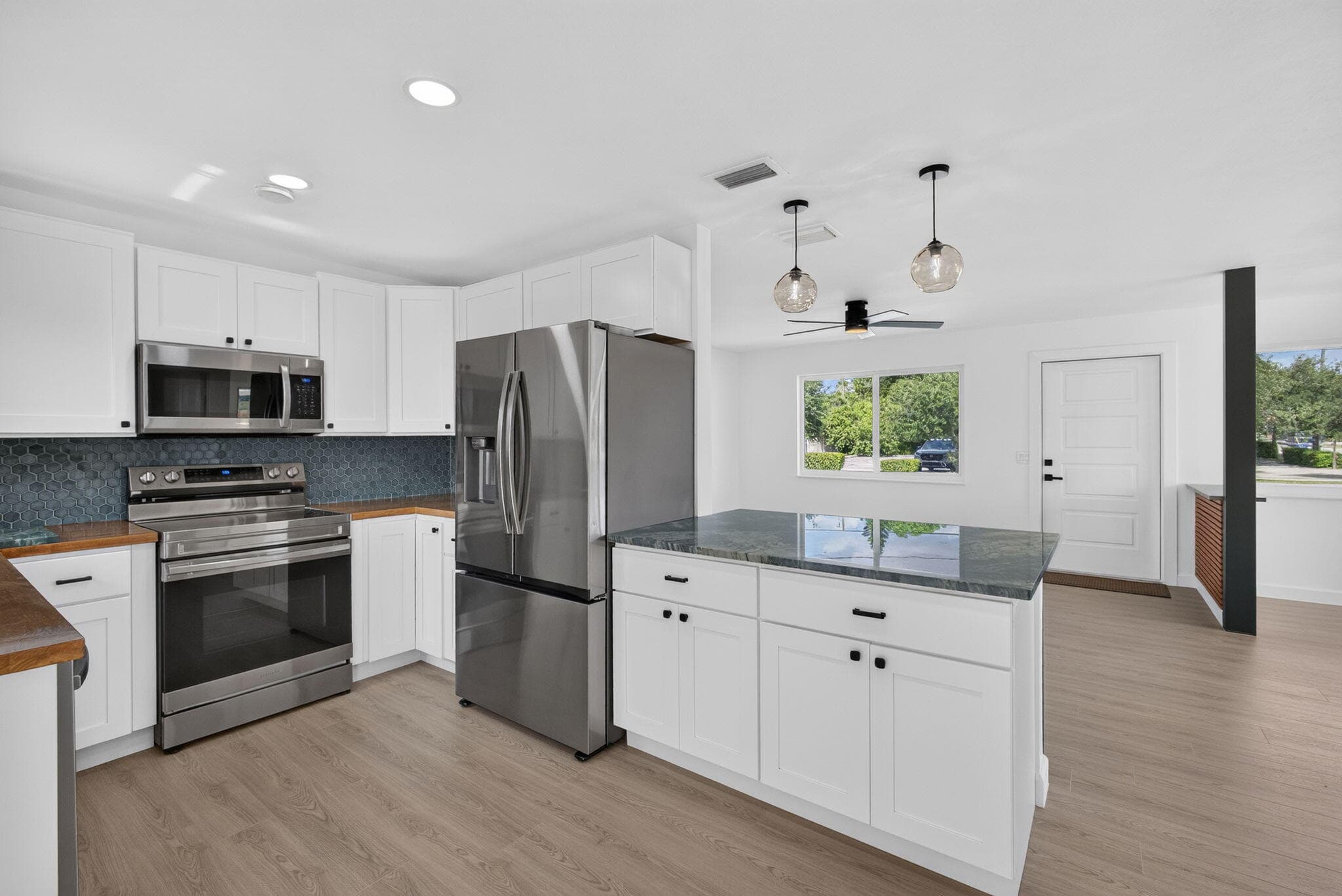 665 W 7th Street, Riviera Beach, FL 33404 — photo 19 of 62