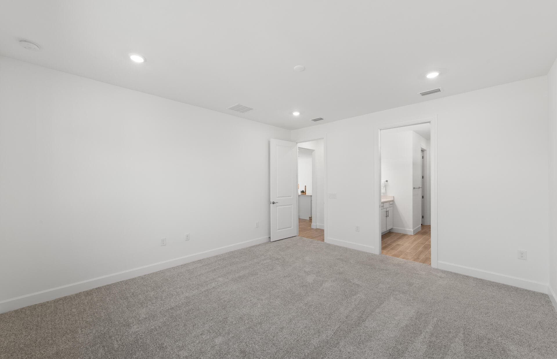 12584 Quartz Drive, FL 33920 — photo 5 of 23