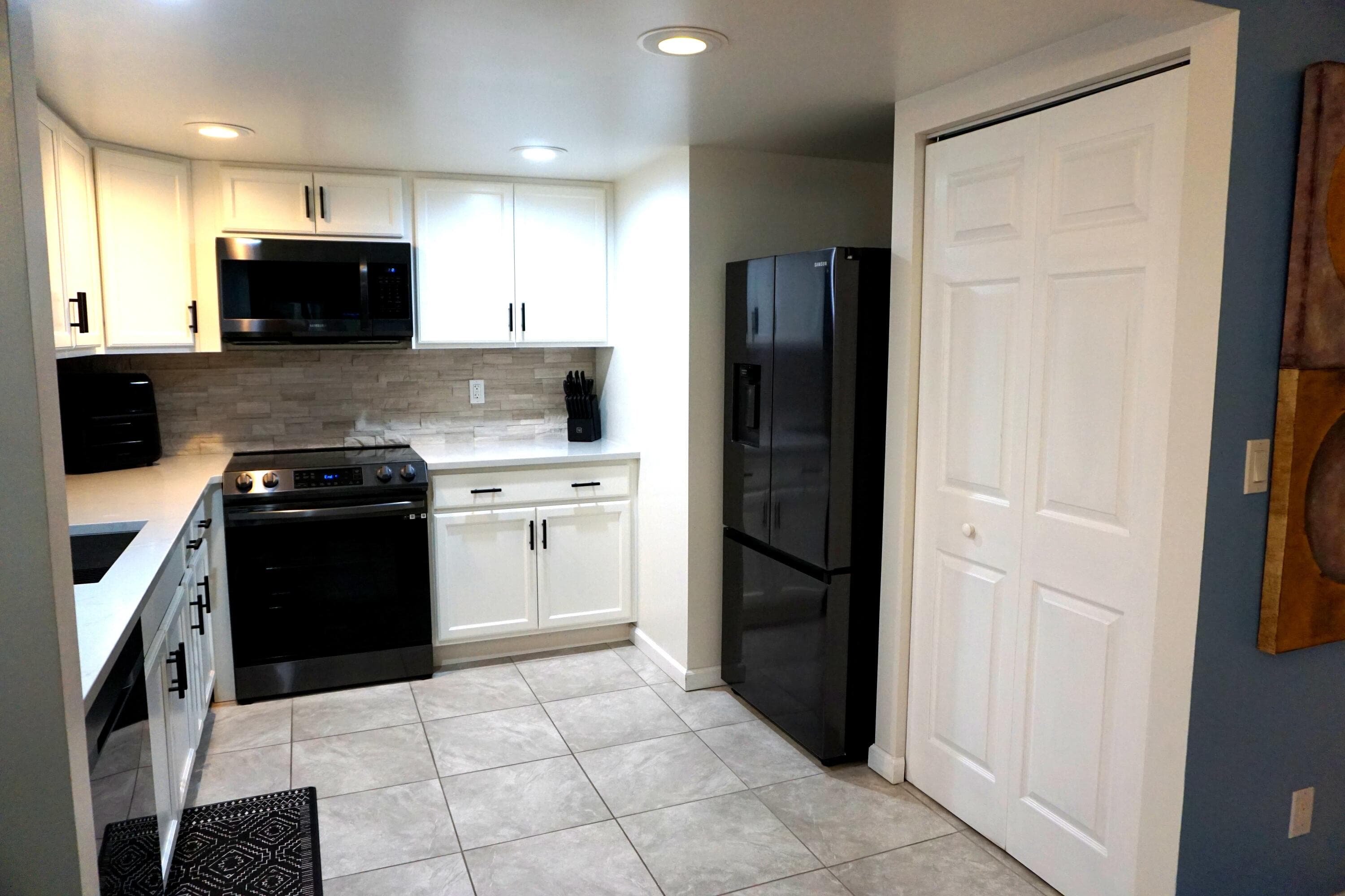 2800 N Ocean Drive B-12c, Singer Island, FL 33404 — photo 4 of 32