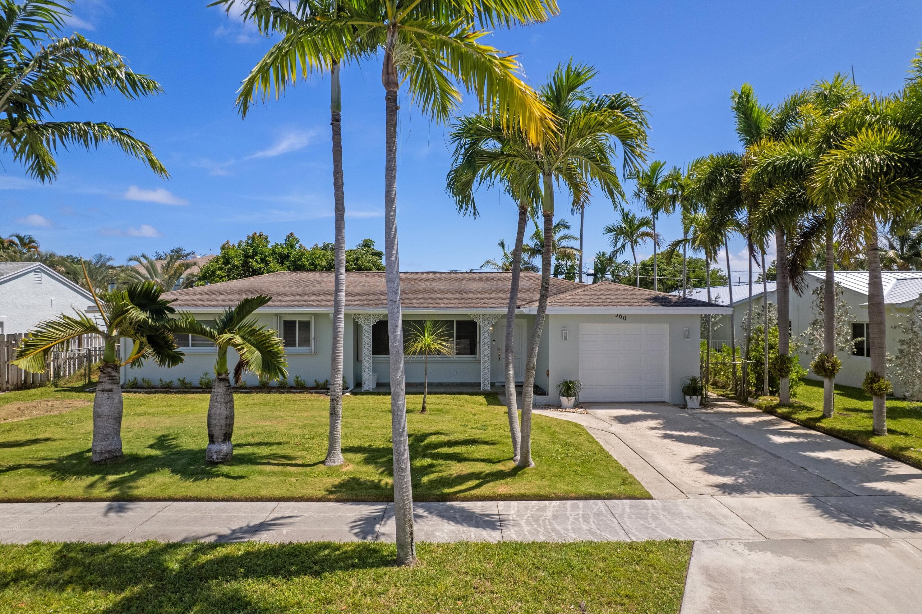 360 Palmetto Street, West Palm Beach, FL 33405 — photo 2 of 38