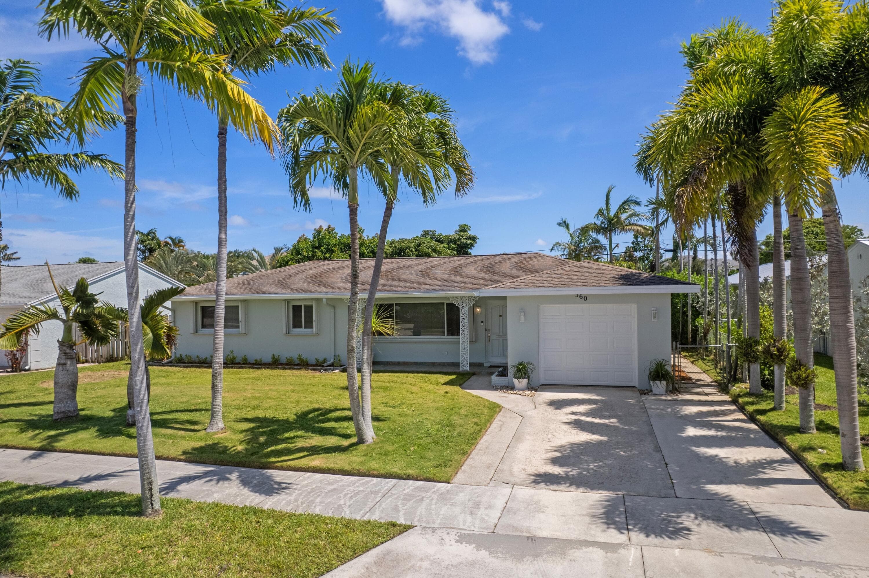 360 Palmetto Street, West Palm Beach, FL 33405 — photo 1 of 38