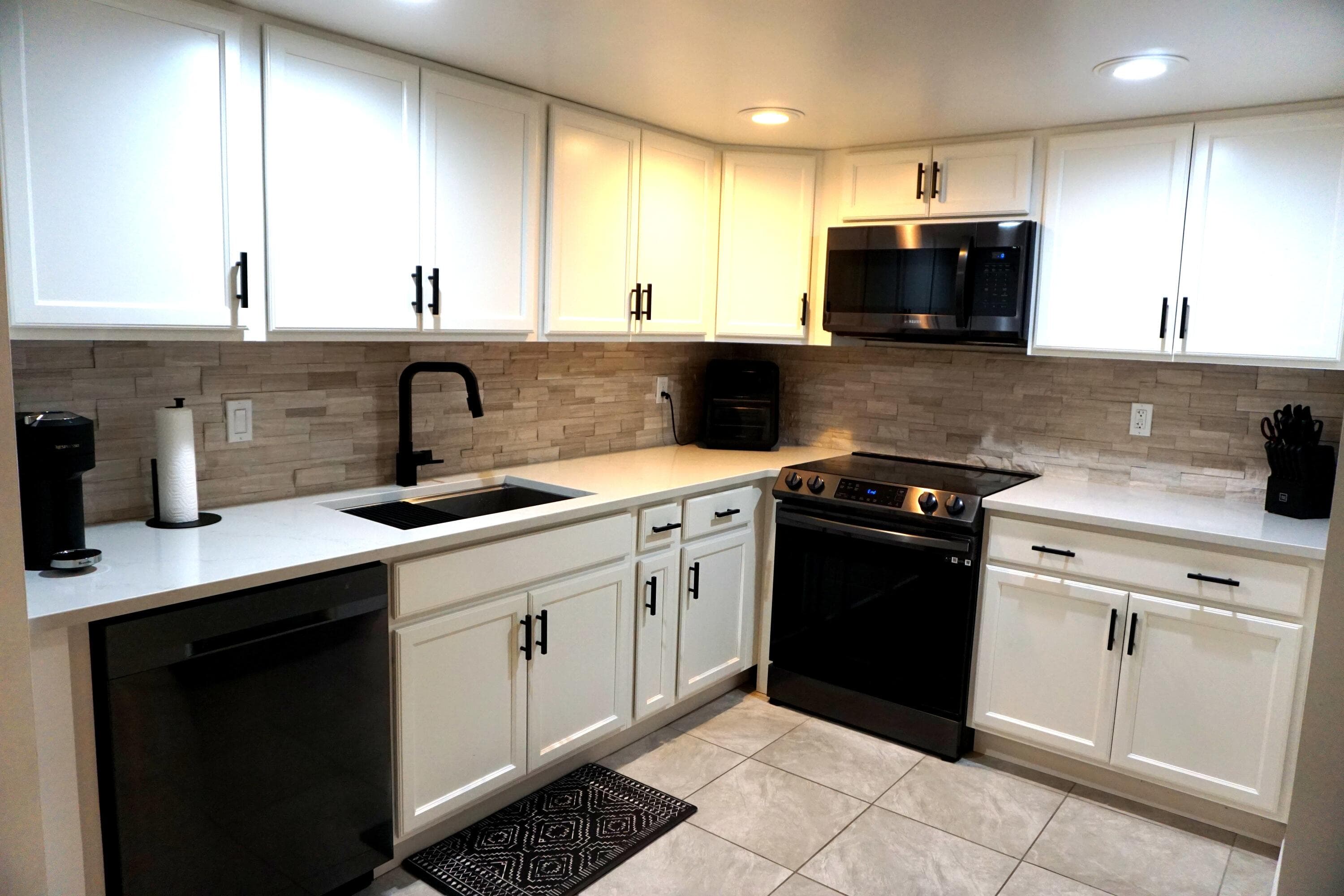 2800 N Ocean Drive B-12c, Singer Island, FL 33404 — photo 2 of 32