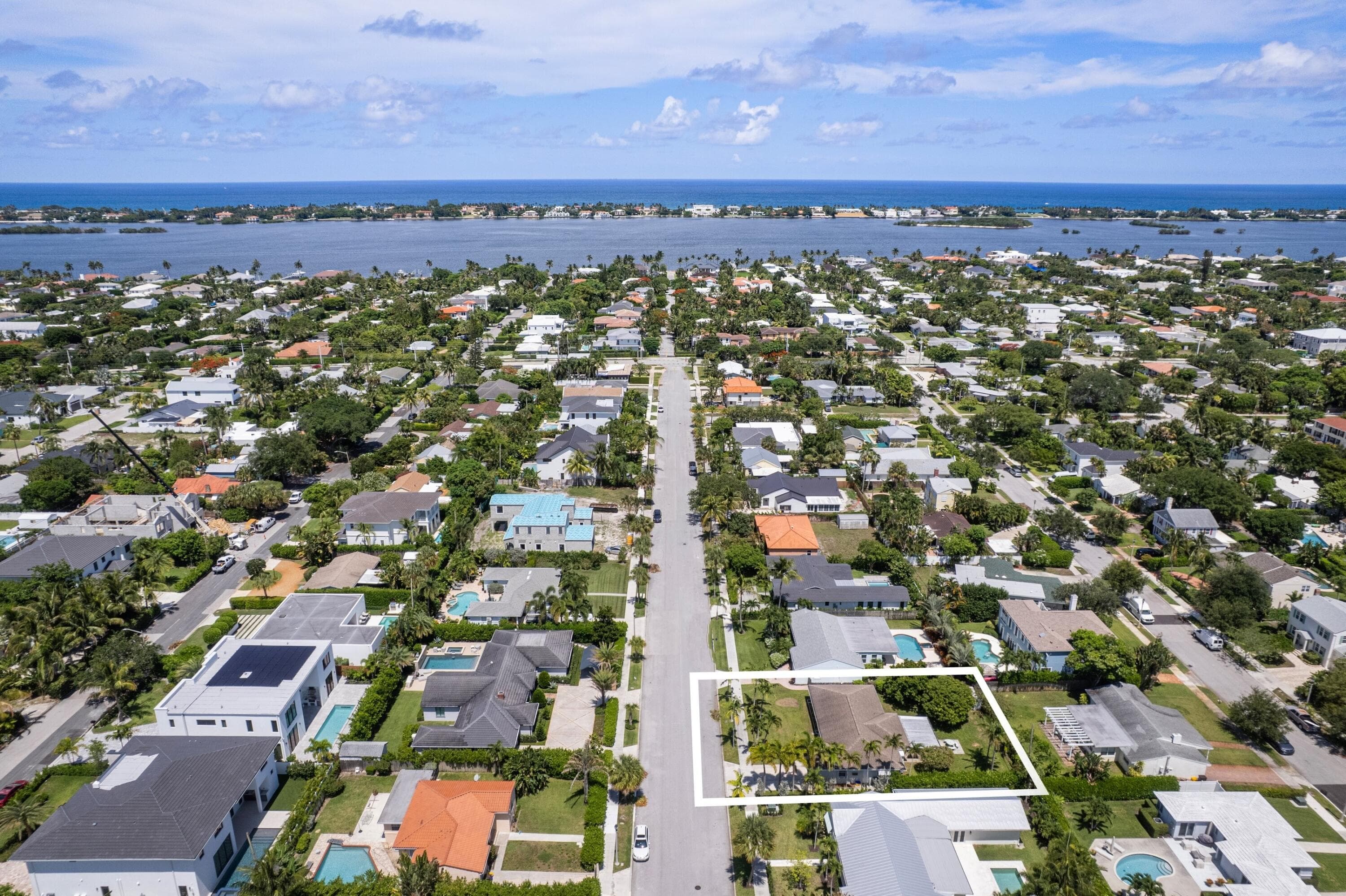 360 Palmetto Street, West Palm Beach, FL 33405 — photo 5 of 38
