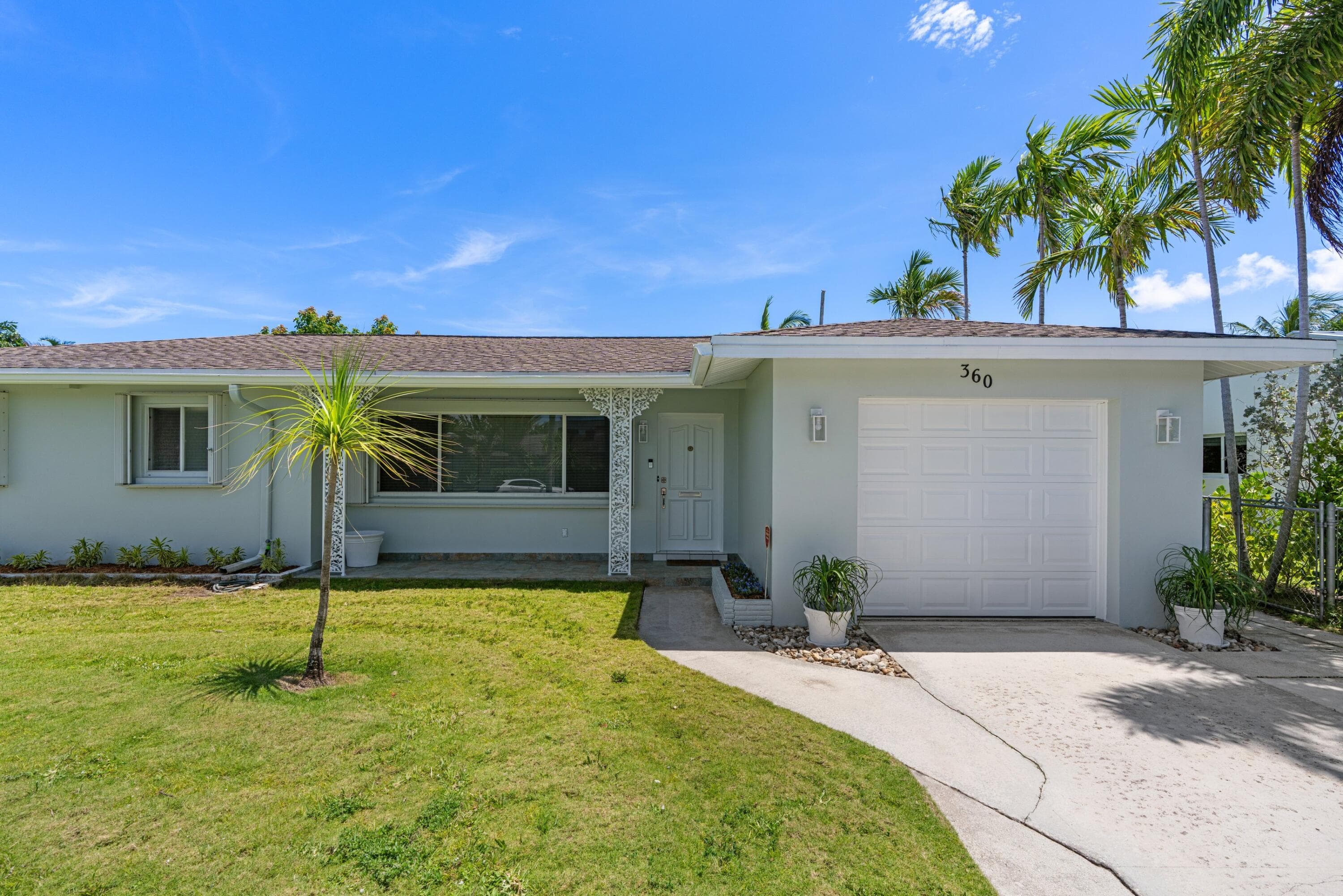 360 Palmetto Street, West Palm Beach, FL 33405 — photo 8 of 38