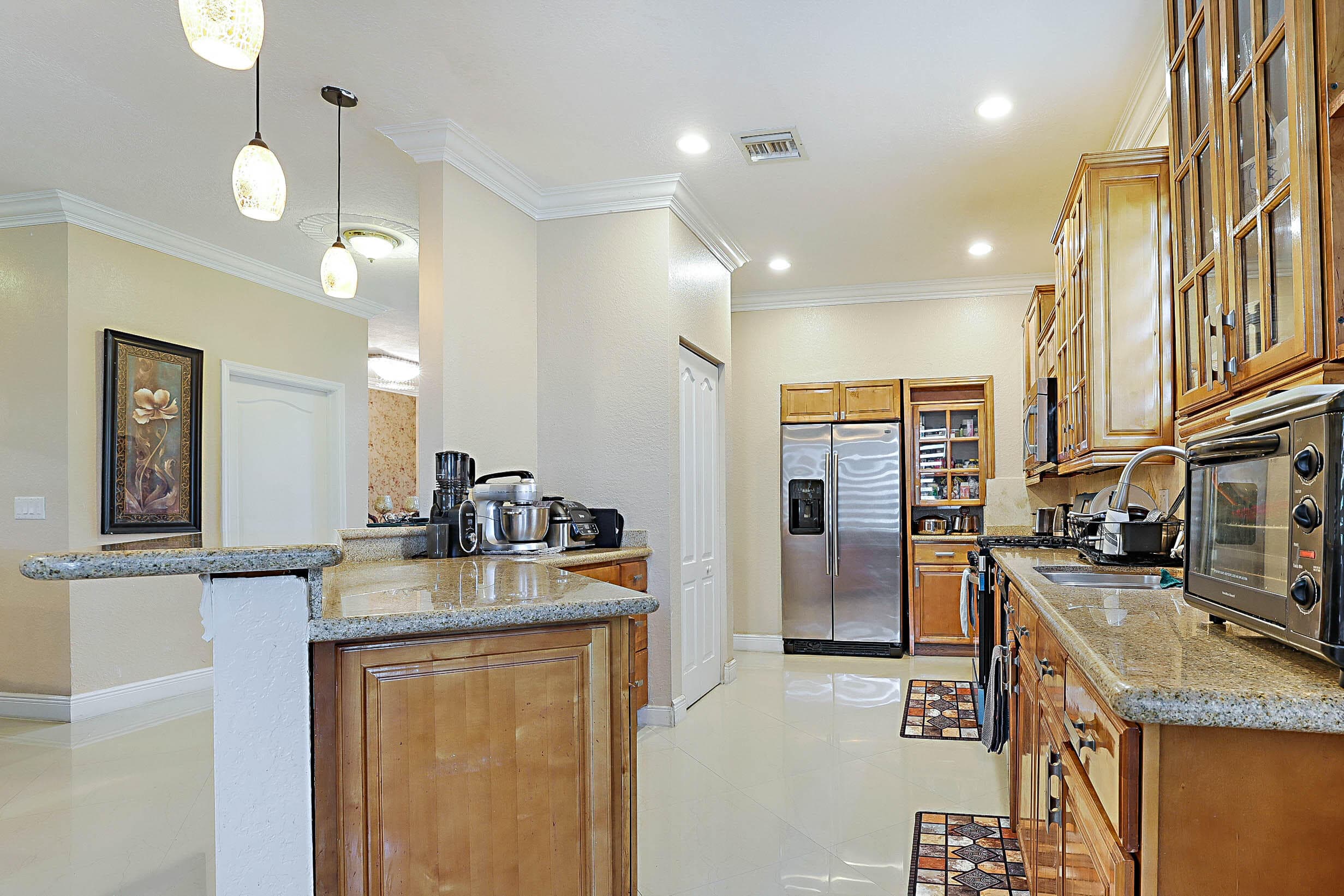 6401 SW 195th Avenue, Fort Lauderdale, FL 33332 — photo 15 of 48