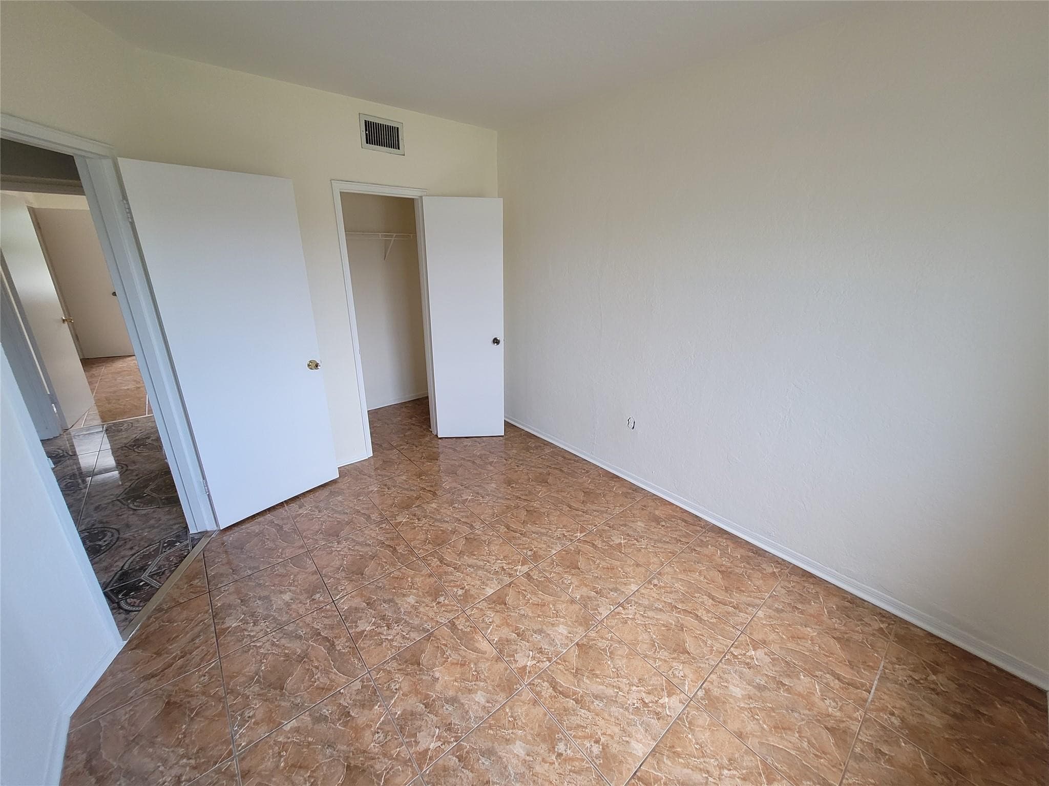 8451 NW 4th Avenue 8451, Miami, FL 33150 — photo 10 of 13