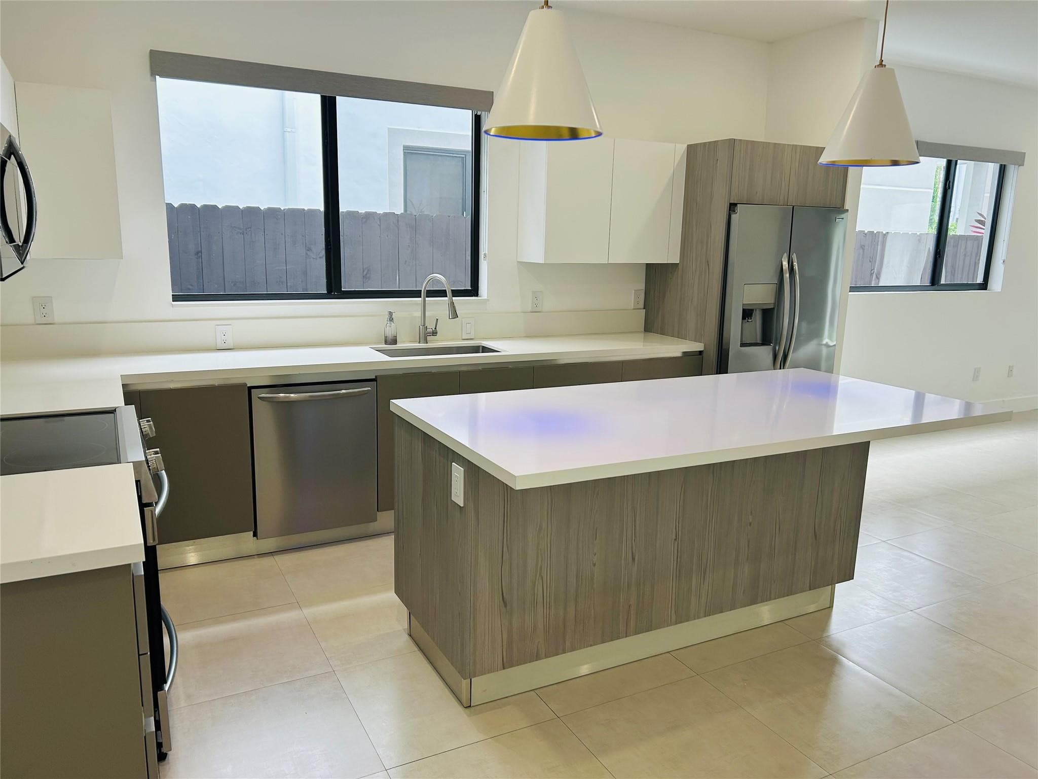 310 SW 9th Street 1, Fort Lauderdale, FL 33315 — photo 4 of 30