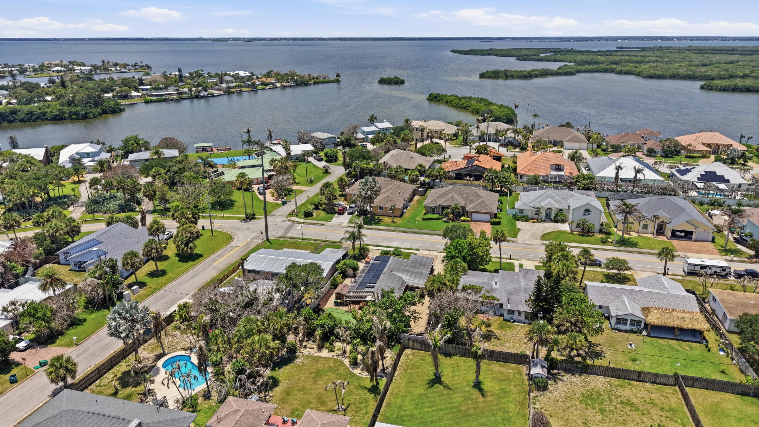 1055 S Brevard Avenue, Cocoa Beach, FL 32931 — photo 72 of 80