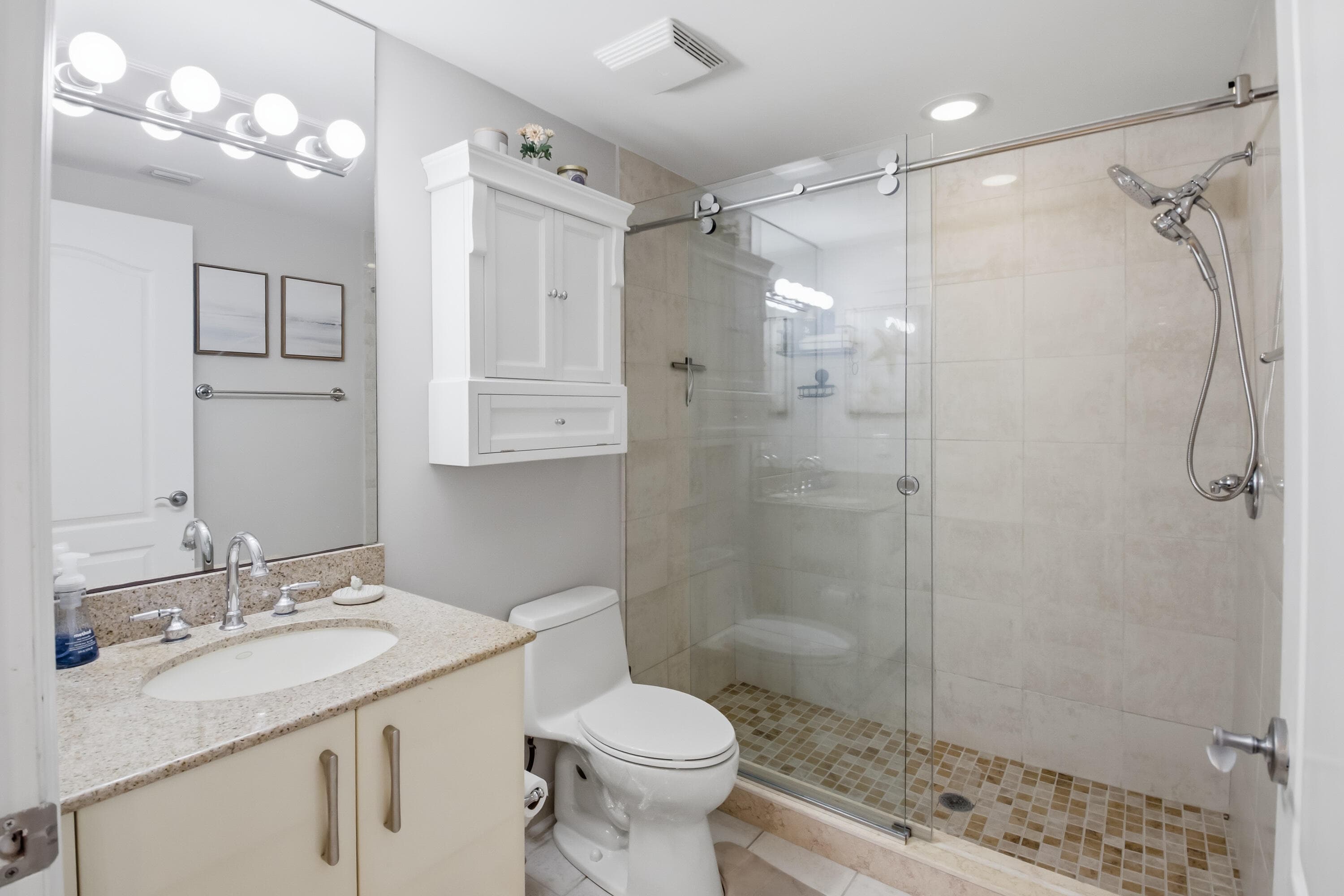 191 SE 20th Avenue 210, Deerfield Beach, FL 33441 — photo 7 of 56