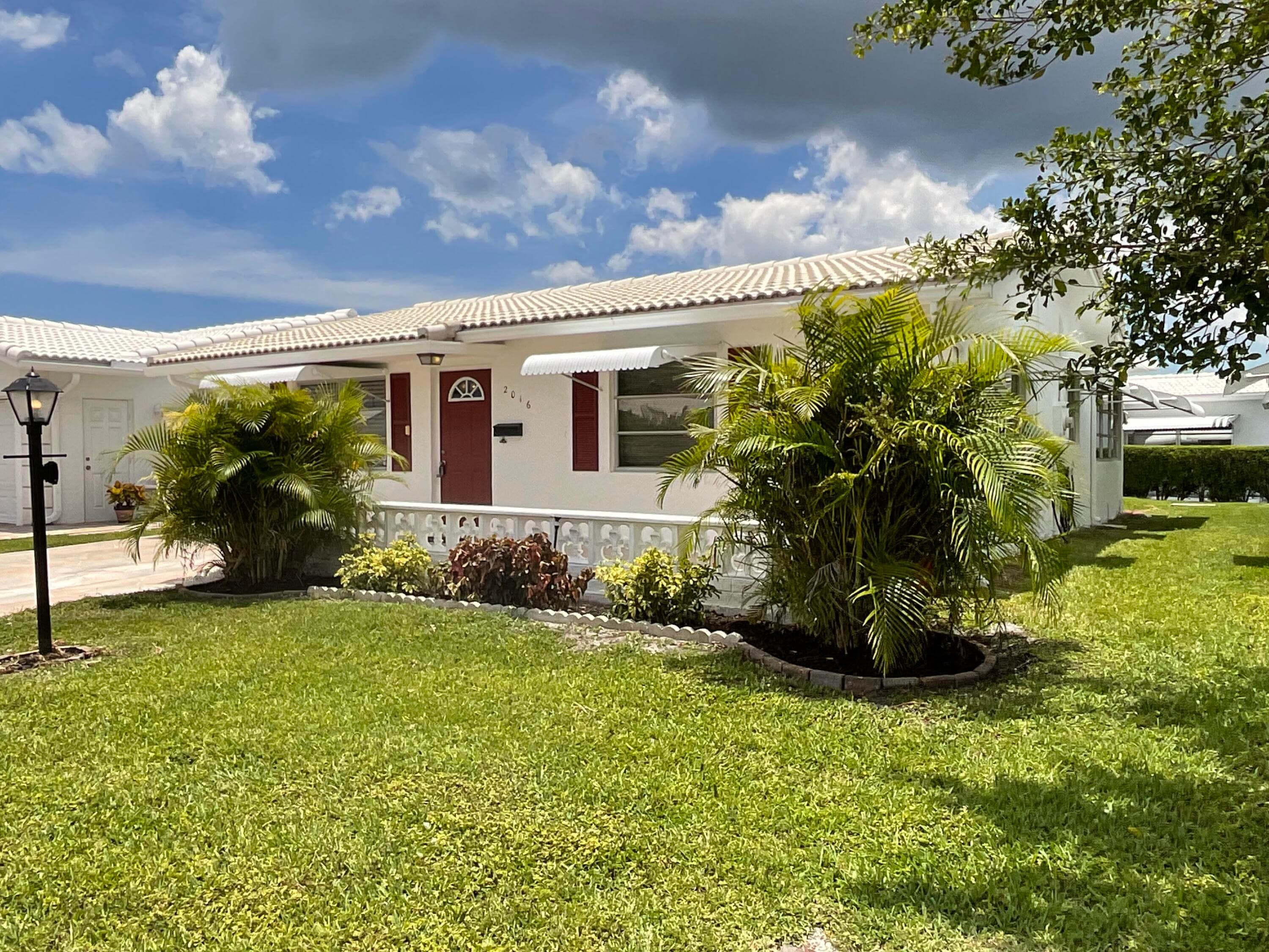 2016 SW 16th Avenue, Boynton Beach, FL 33426 — photo 4 of 25