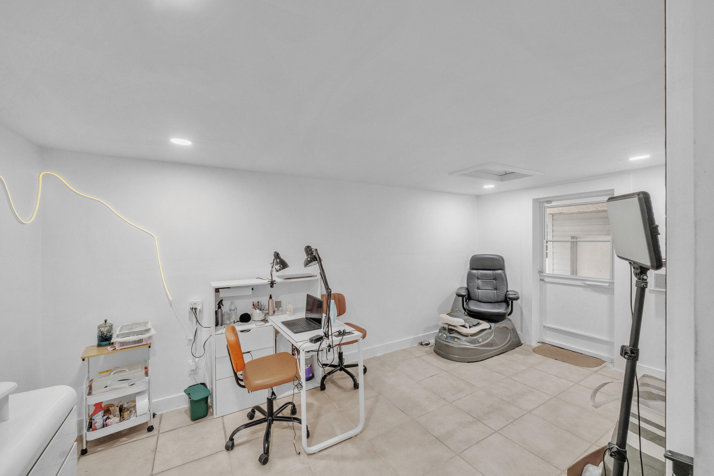 141 Plantation Boulevard, Lake Worth, FL 33467 — photo 15 of 40