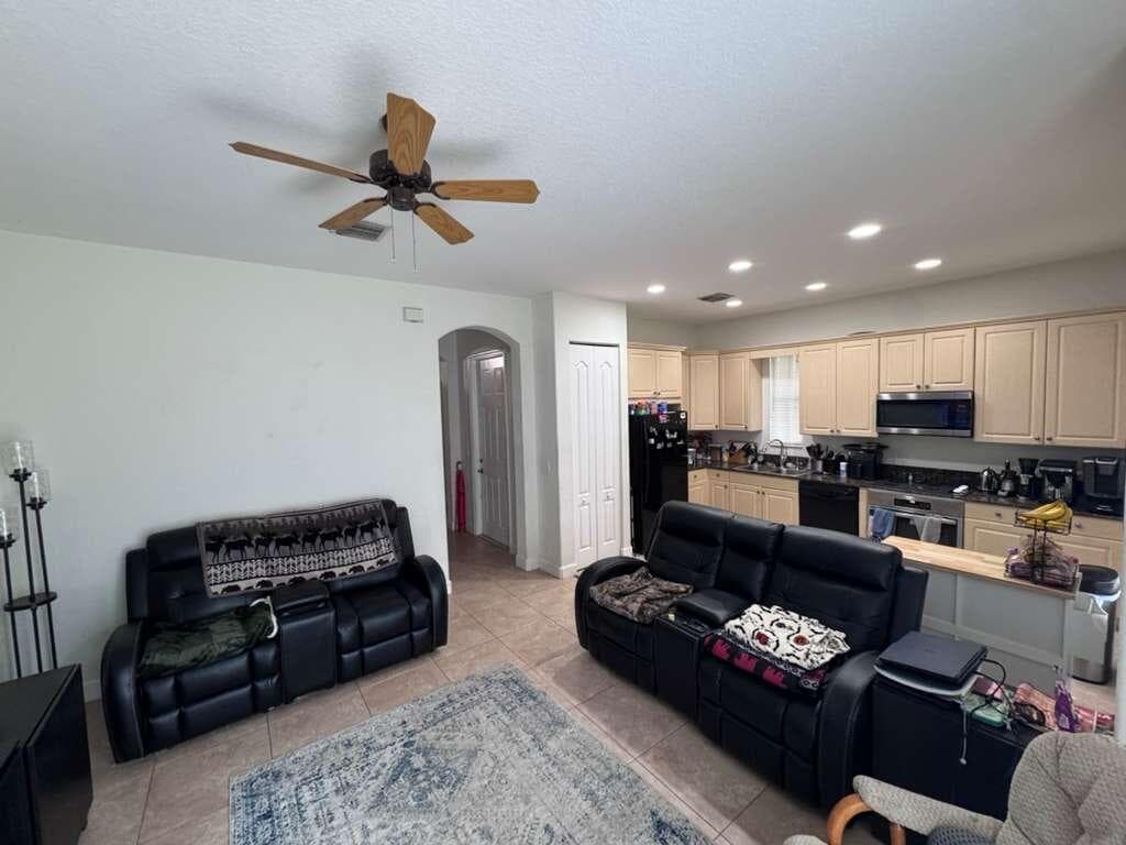 2812 Eagle Rock Circle 906, West Palm Beach, FL 33411 — photo 9 of 40