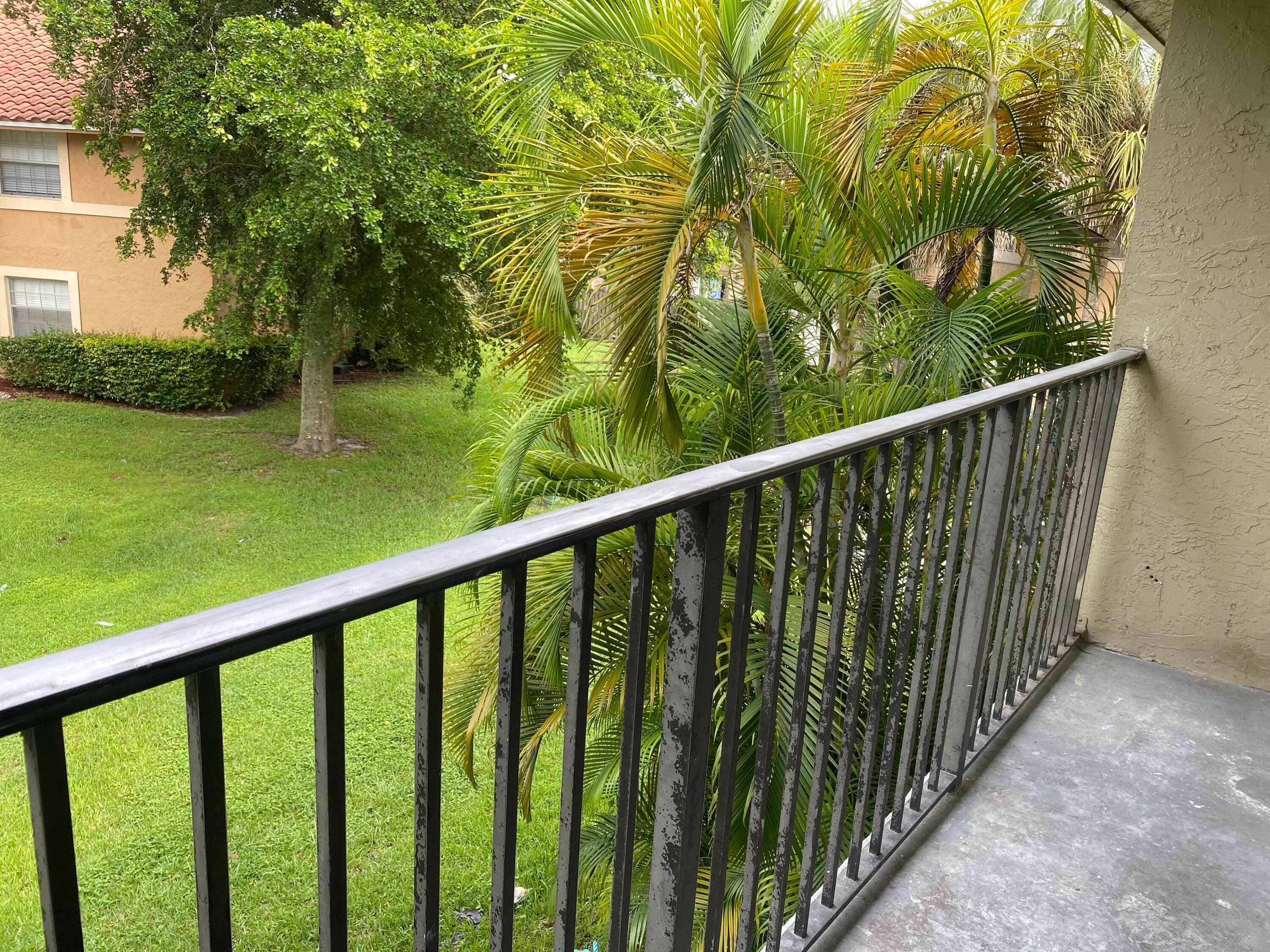 11432 NW 43rd Street Top Right, Coral Springs, FL 33065 — photo 12 of 30