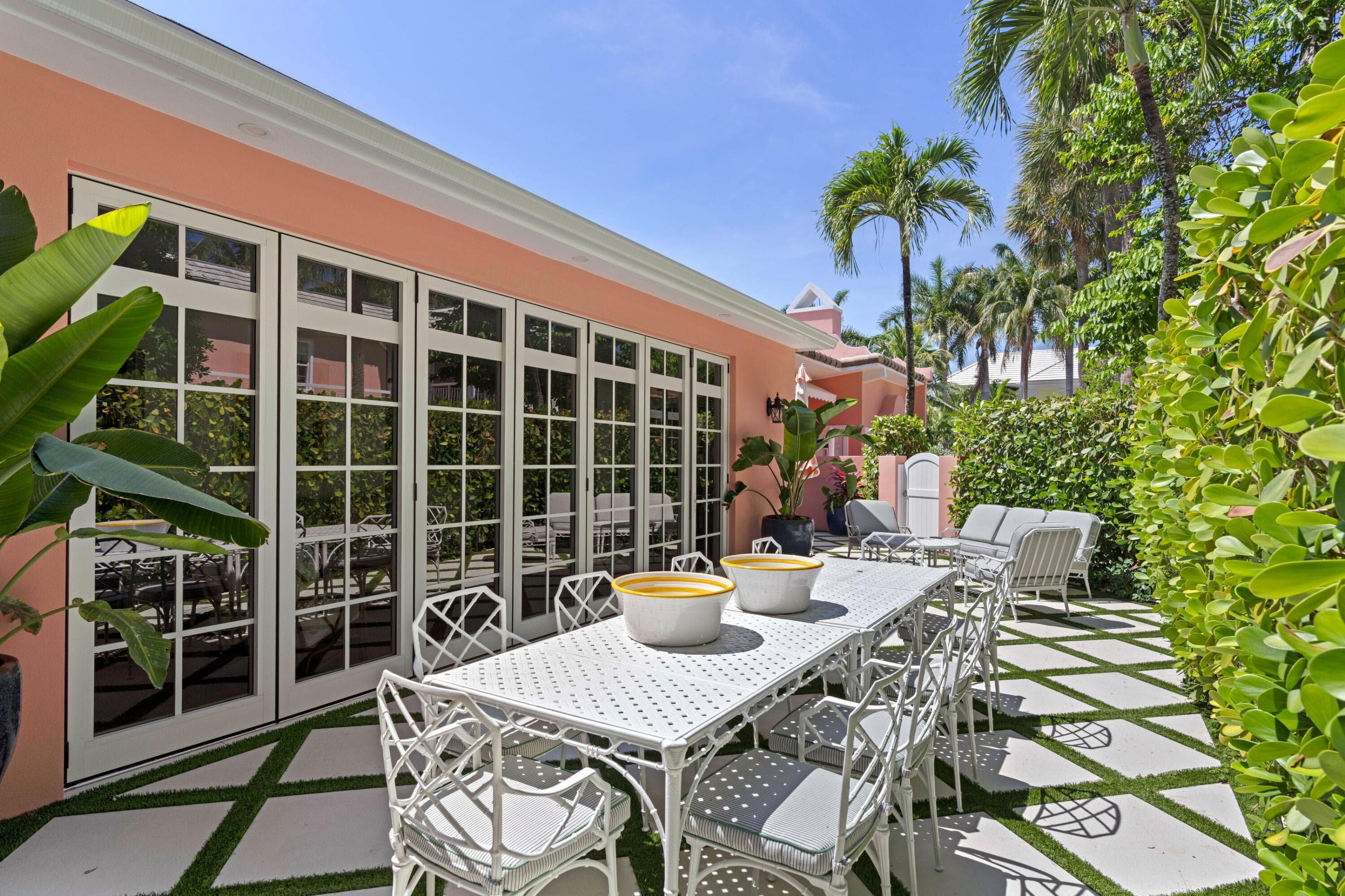 142 Peruvian Avenue 1020, Palm Beach, FL 33480 — photo 21 of 28