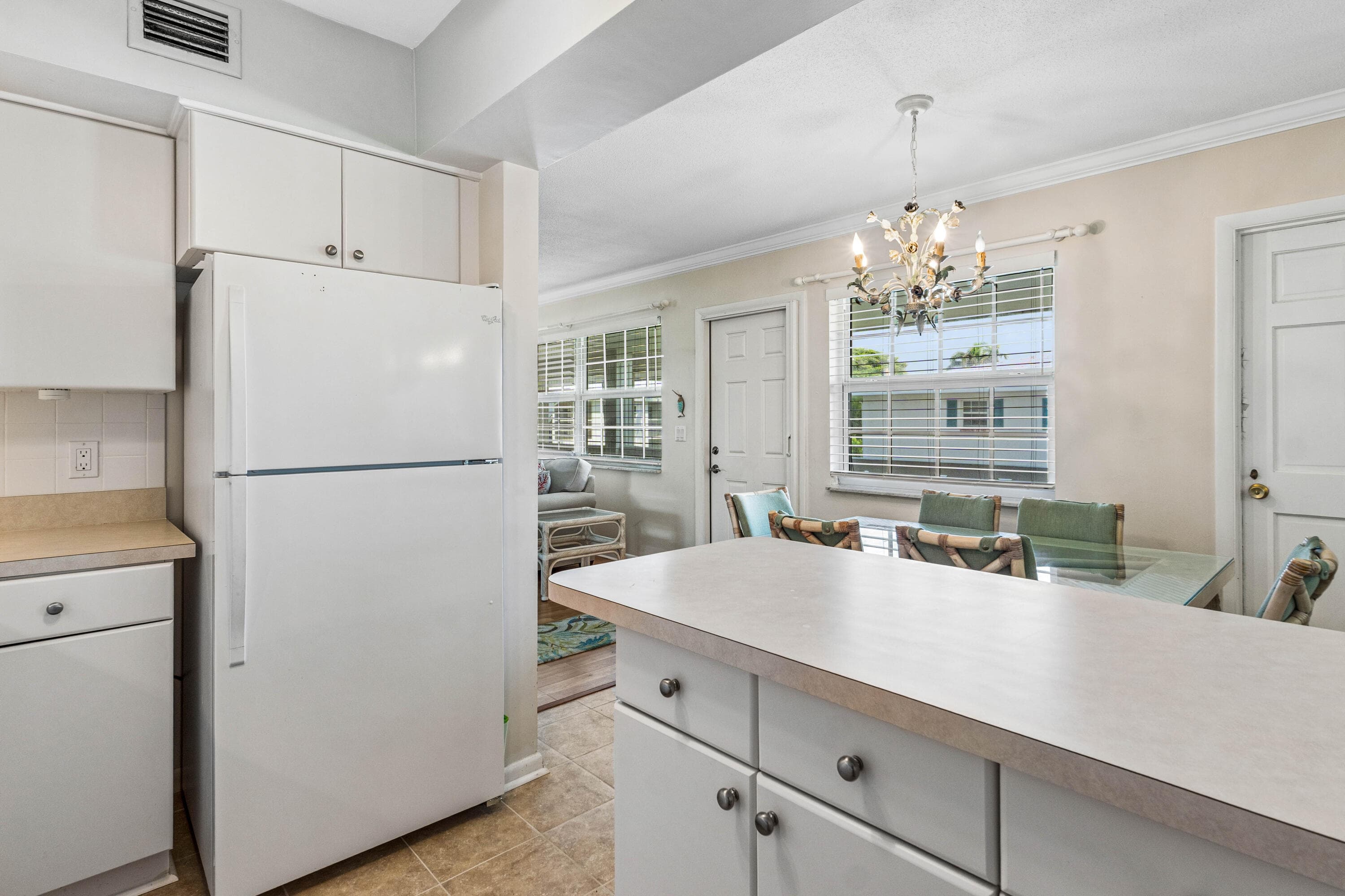 5505 N Ocean Boulevard 8-204, Ocean Ridge, FL 33435 — photo 12 of 19