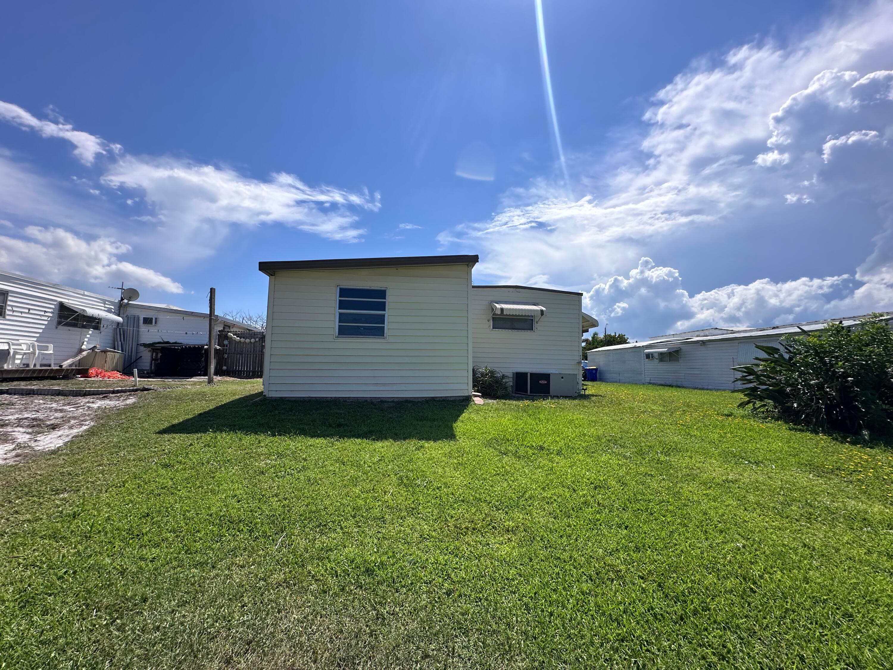 8379 SE Eagle Avenue, Hobe Sound, FL 33455 — photo 10 of 47