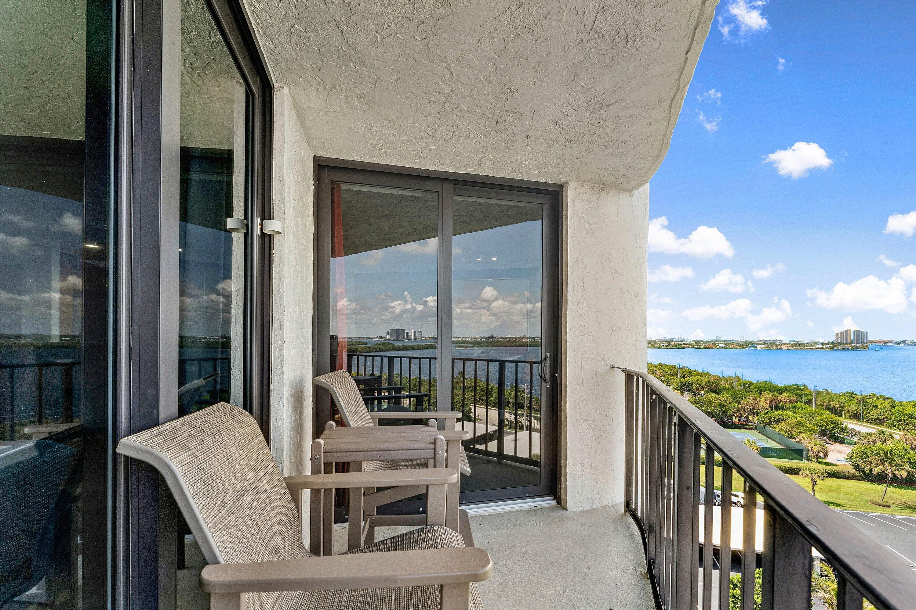 5420 N Ocean Drive, West Palm Beach, FL 33404 — photo 32 of 49