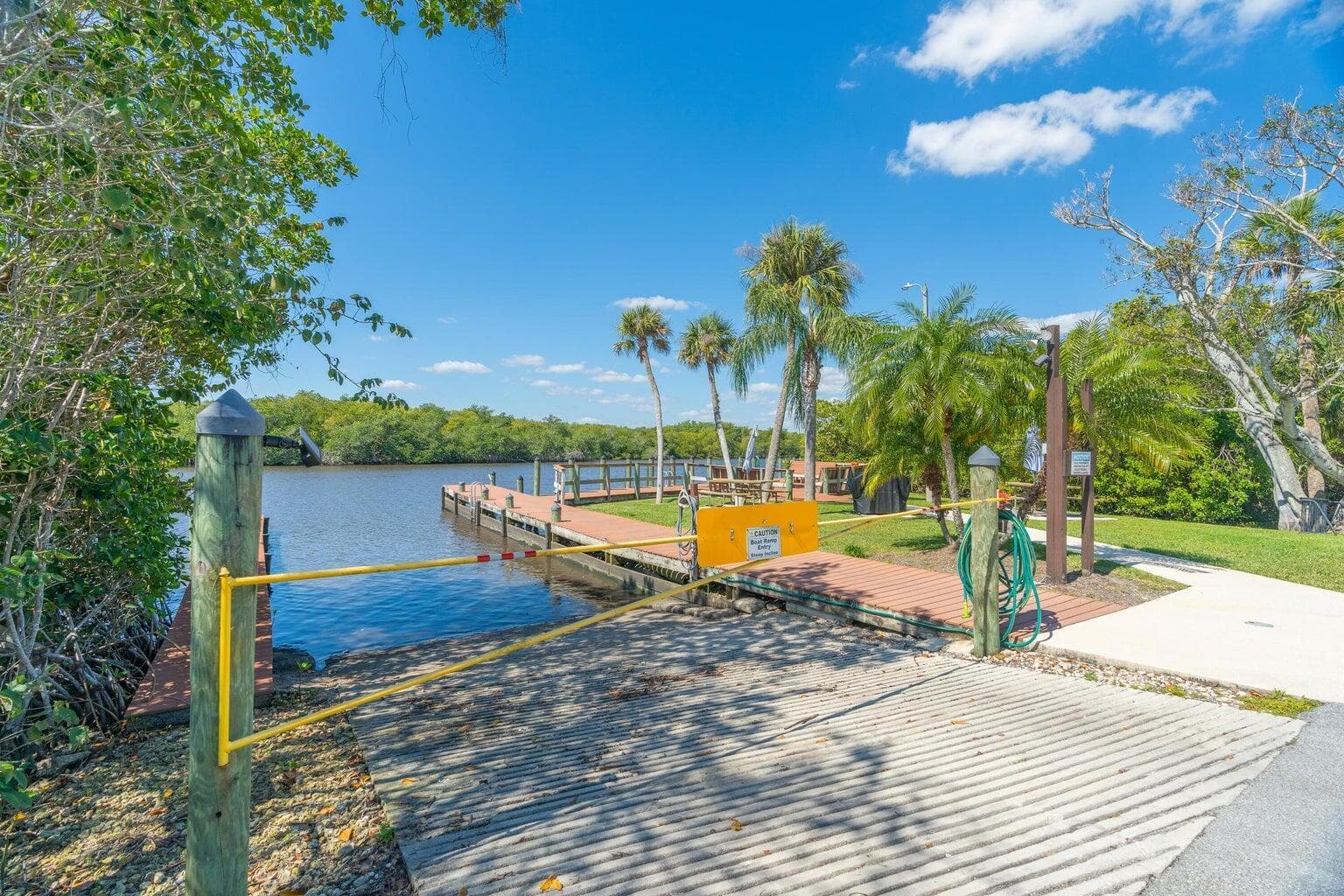 361 SW South River Drive 101, Stuart, FL 34997 — photo 27 of 34