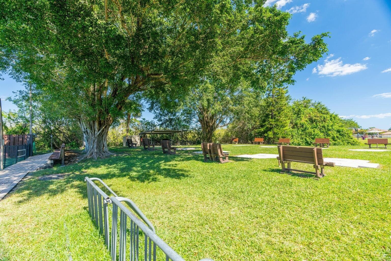 361 SW South River Drive 101, Stuart, FL 34997 — photo 31 of 34
