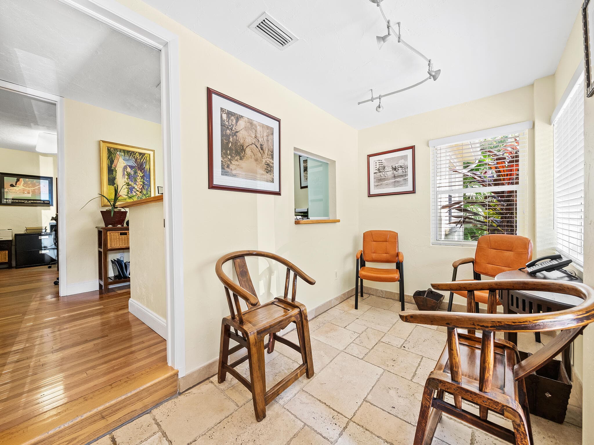 103 NE 4th Street, Fort Lauderdale, FL — photo 8 of 22