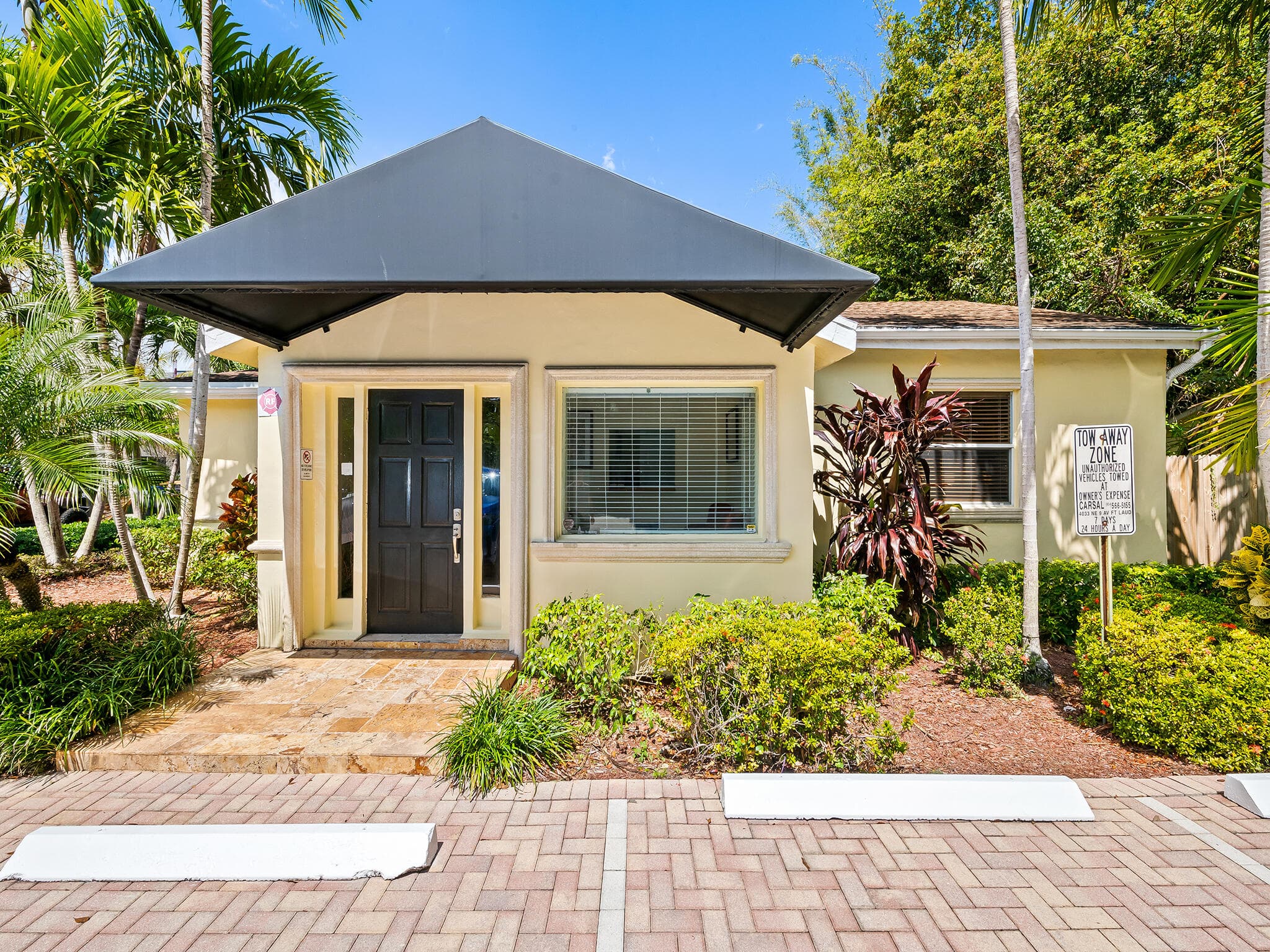 103 NE 4th Street, Fort Lauderdale, FL — photo 3 of 22
