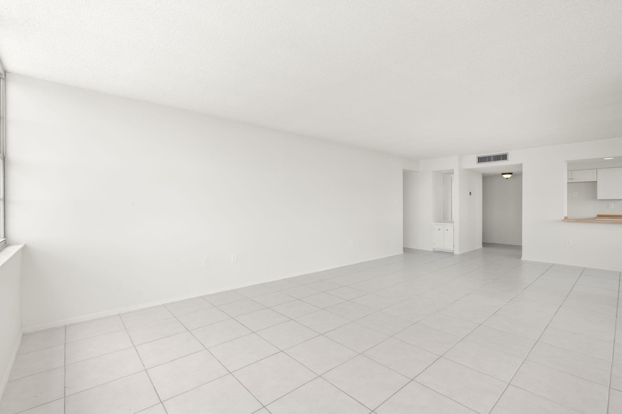 18011 Biscayne Boulevard 1704-1, Aventura, FL 33160 — photo 12 of 41