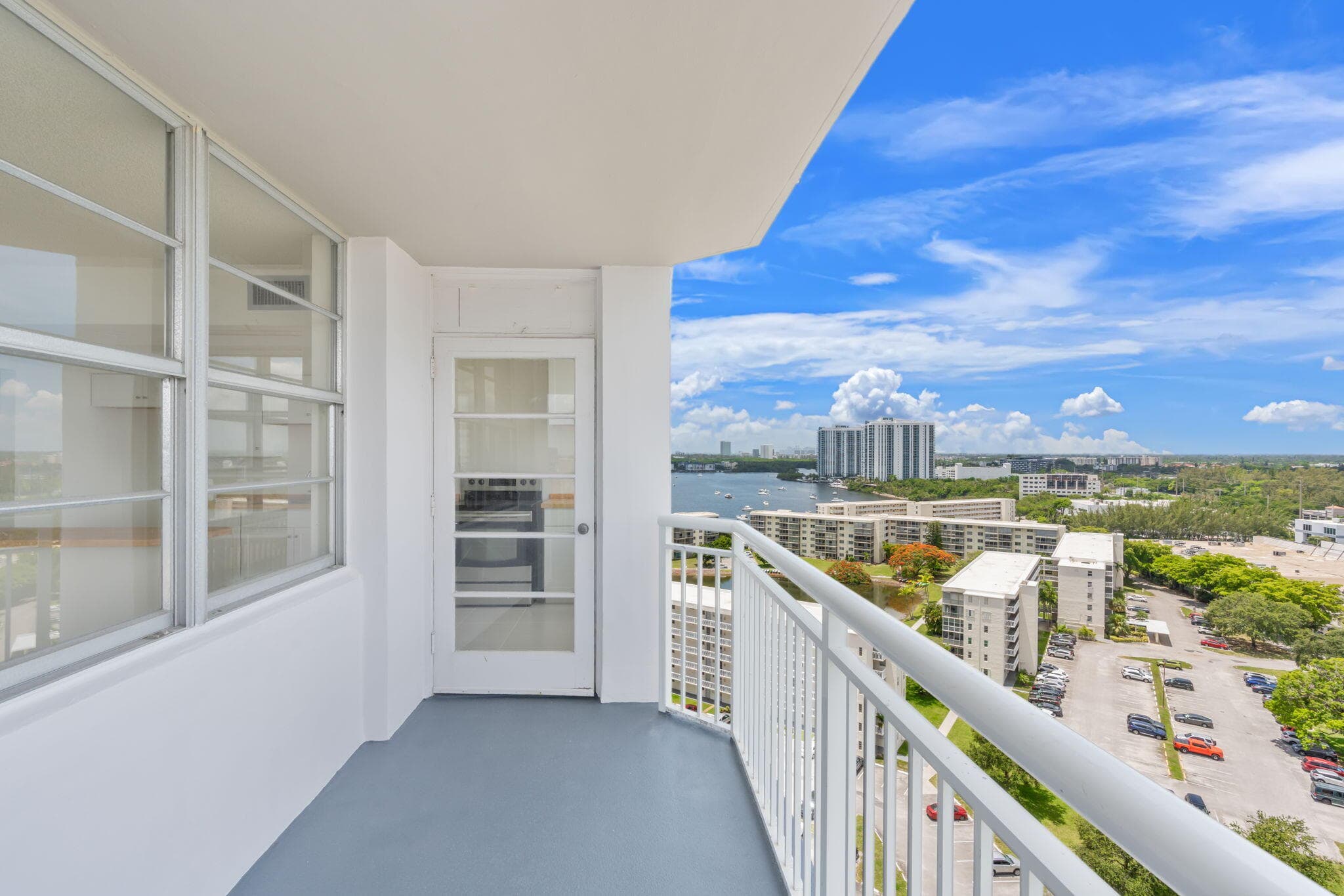 18011 Biscayne Boulevard 1704-1, Aventura, FL 33160 — photo 27 of 41