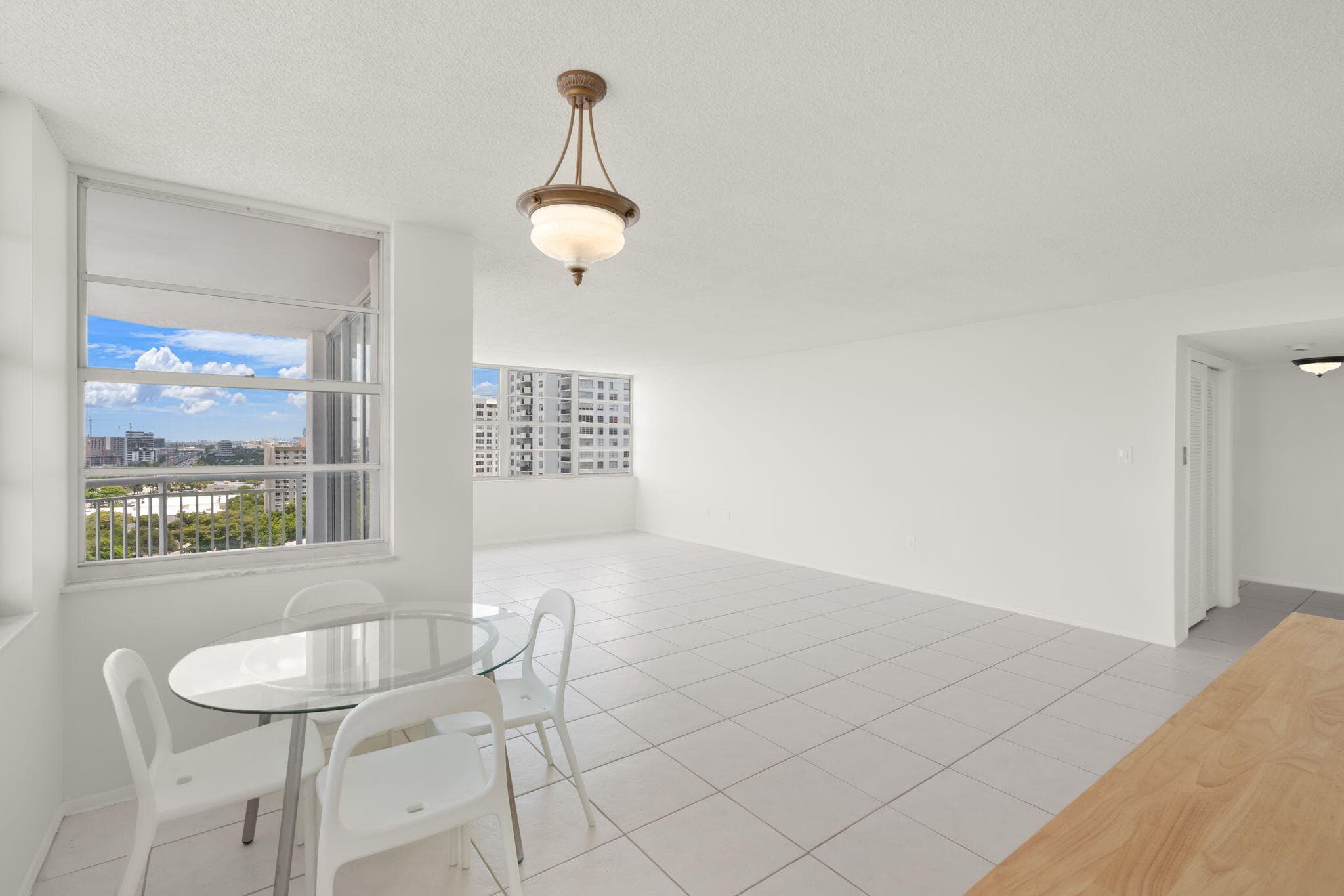 18011 Biscayne Boulevard 1704-1, Aventura, FL 33160 — photo 6 of 41