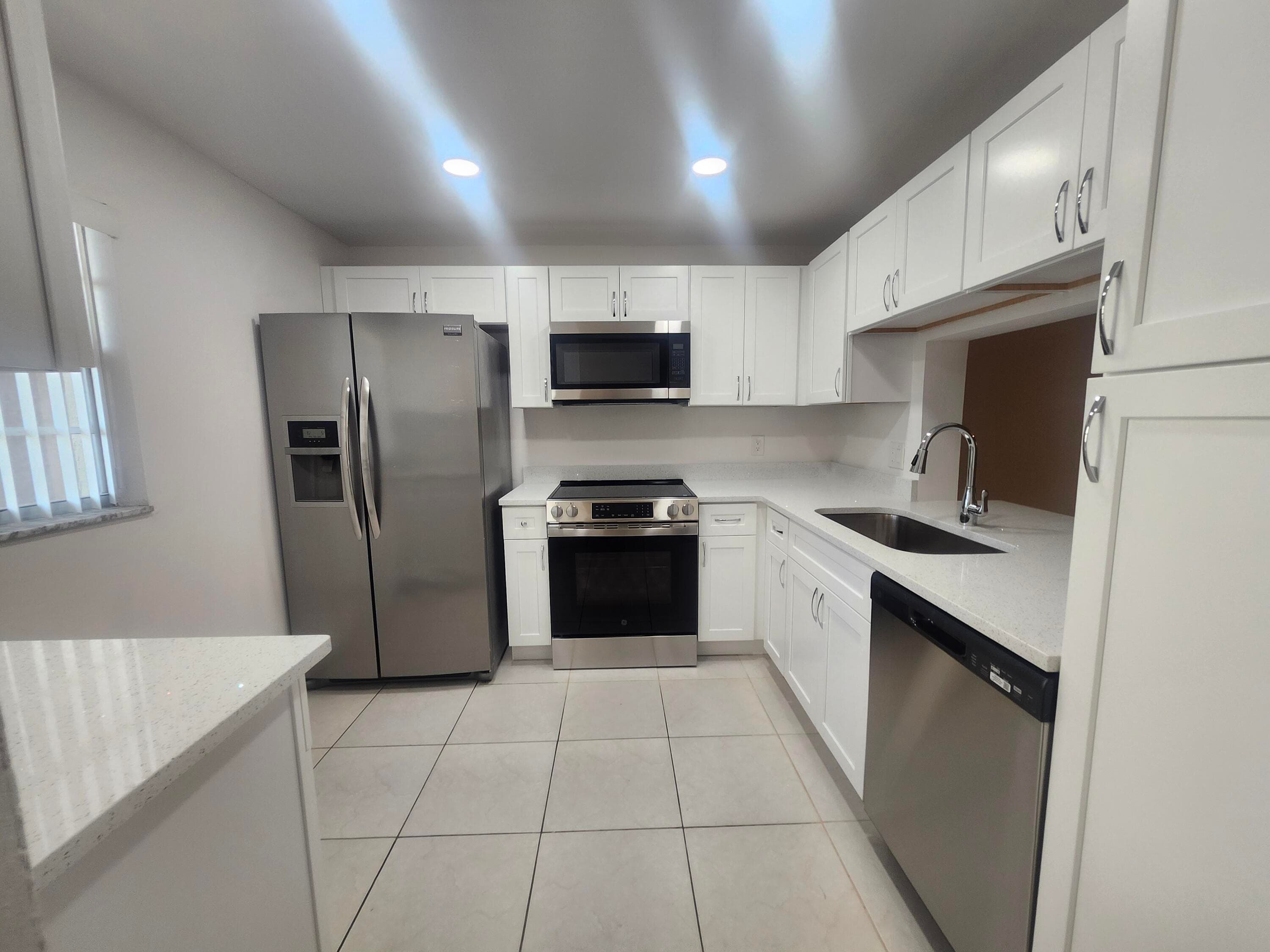 330 NE 26th Avenue 202, Boynton Beach, FL 33435 — photo 3 of 48