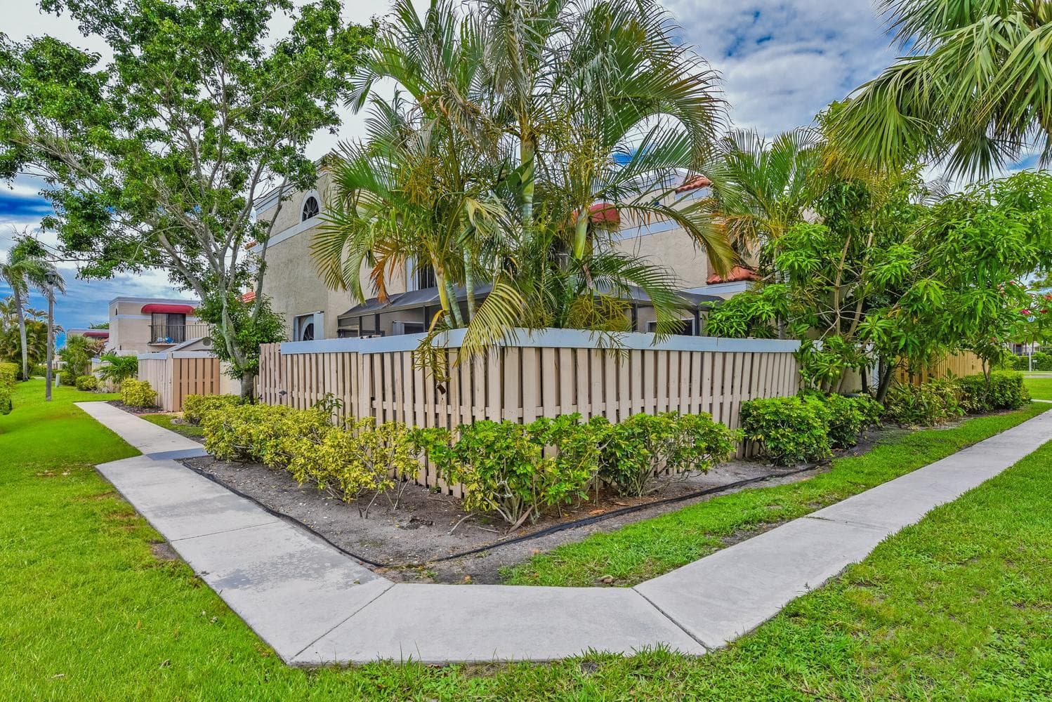 3640 Village Drive A, Delray Beach, FL 33445 — photo 1 of 25