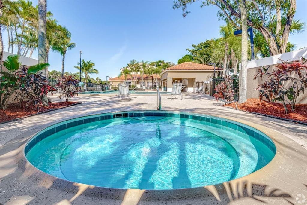 1068 N Benoist Farms Road 302, West Palm Beach, FL 33411 — photo 11 of 13