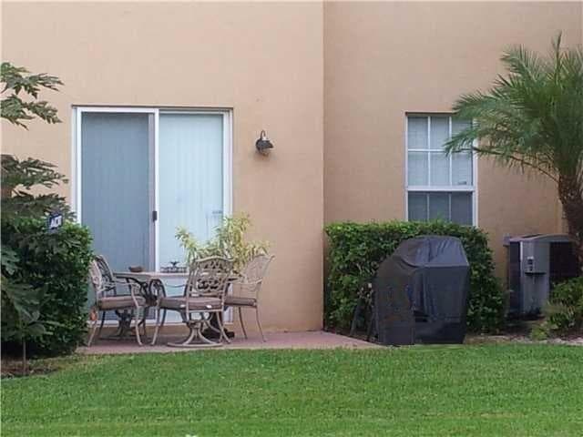 2812 Eagle Rock Circle 906, West Palm Beach, FL 33411 — photo 36 of 40