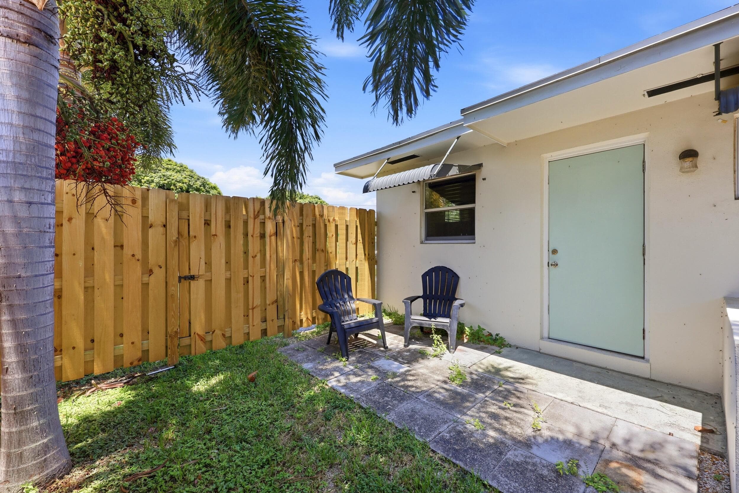 2708 Hinda Road 2708, West Palm Beach, FL 33403 — photo 13 of 20