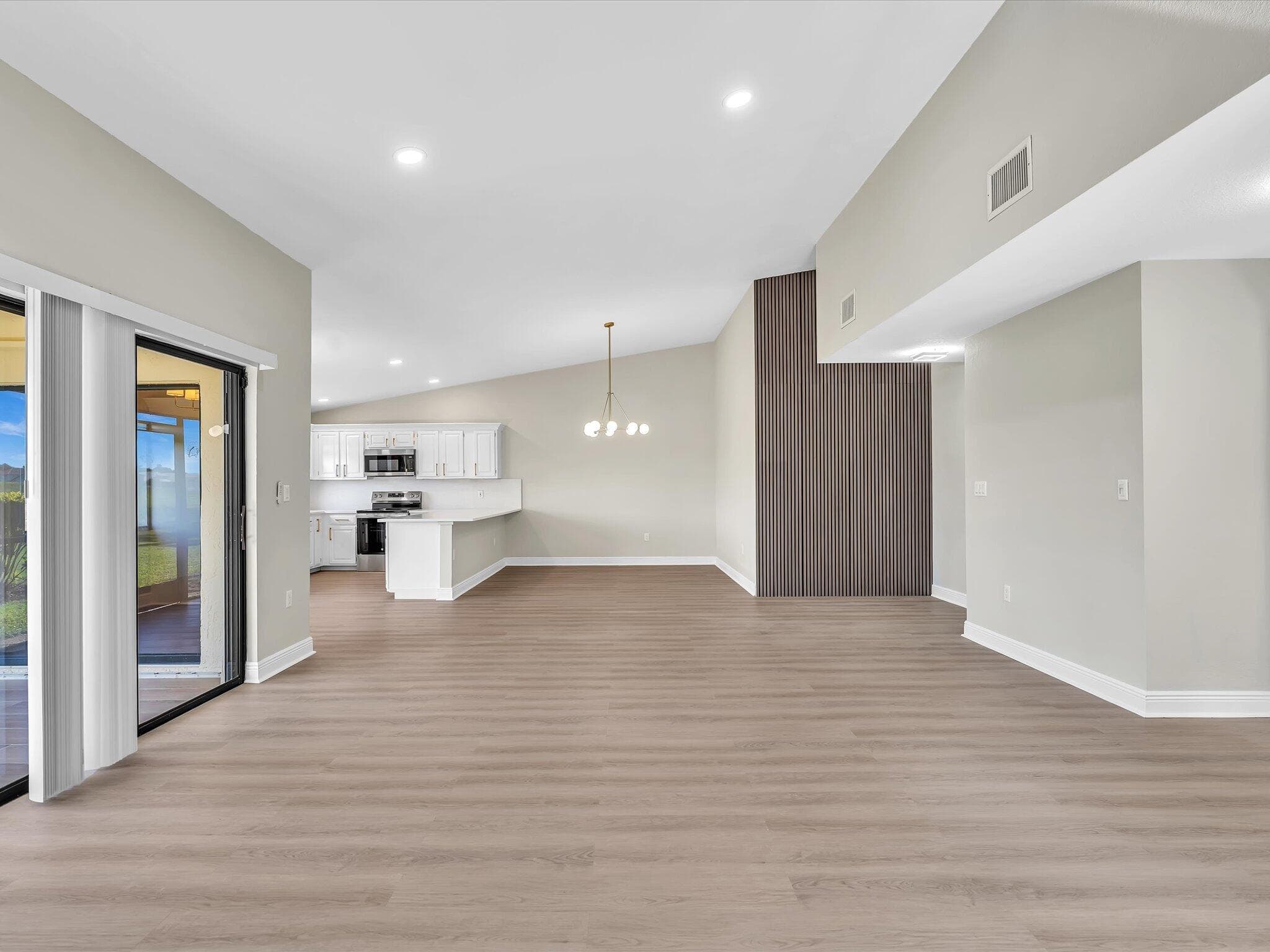 2627 Emerald Way N, Deerfield Beach, FL 33442 — photo 19 of 56