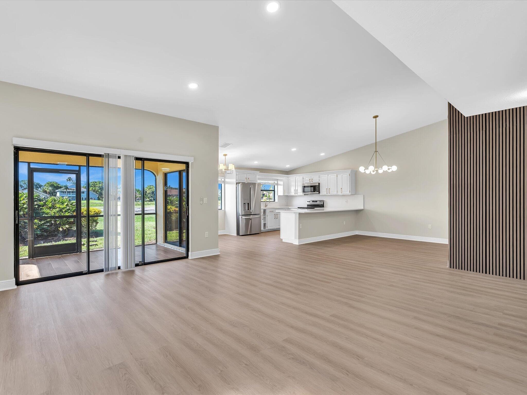 2627 Emerald Way N, Deerfield Beach, FL 33442 — photo 21 of 56