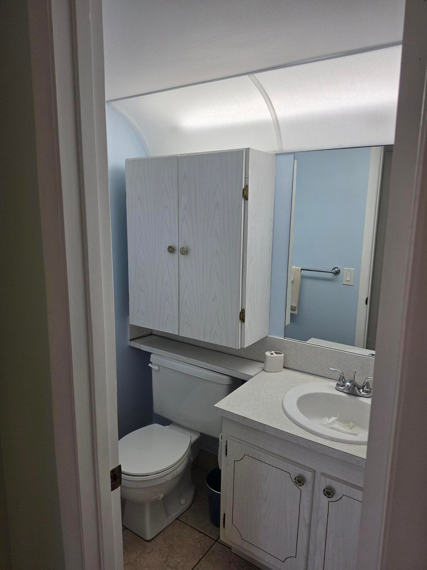 15 Markham A, Deerfield Beach, FL 33442 — photo 13 of 33