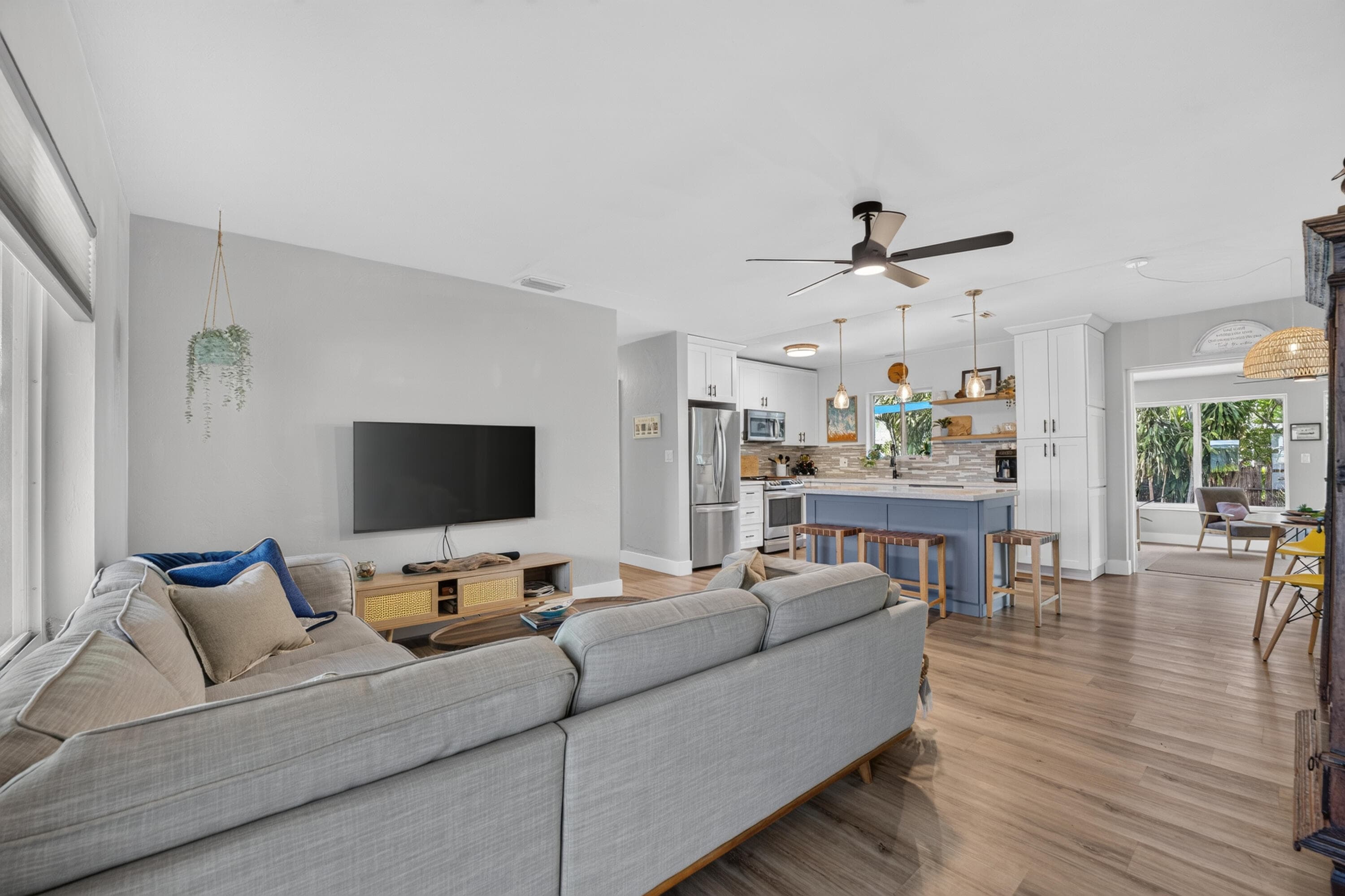 510 NE 8th Street, Pompano Beach, FL 33060 — photo 2 of 45